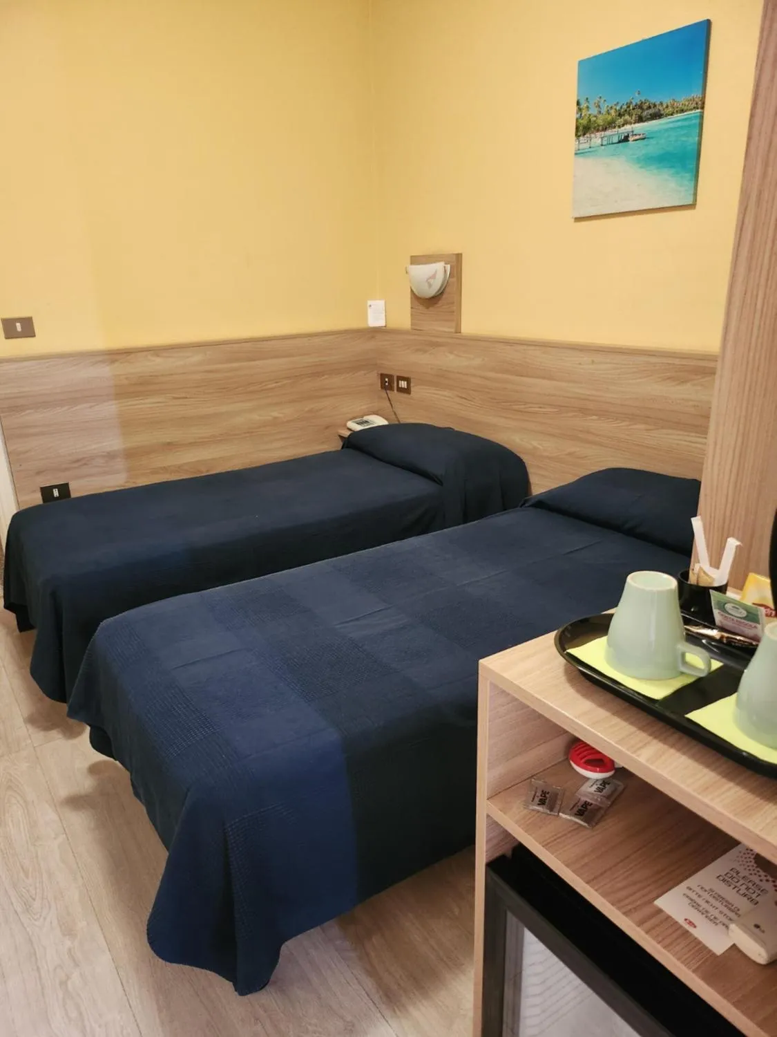 Bedroom, Bed in Hotel Route 9