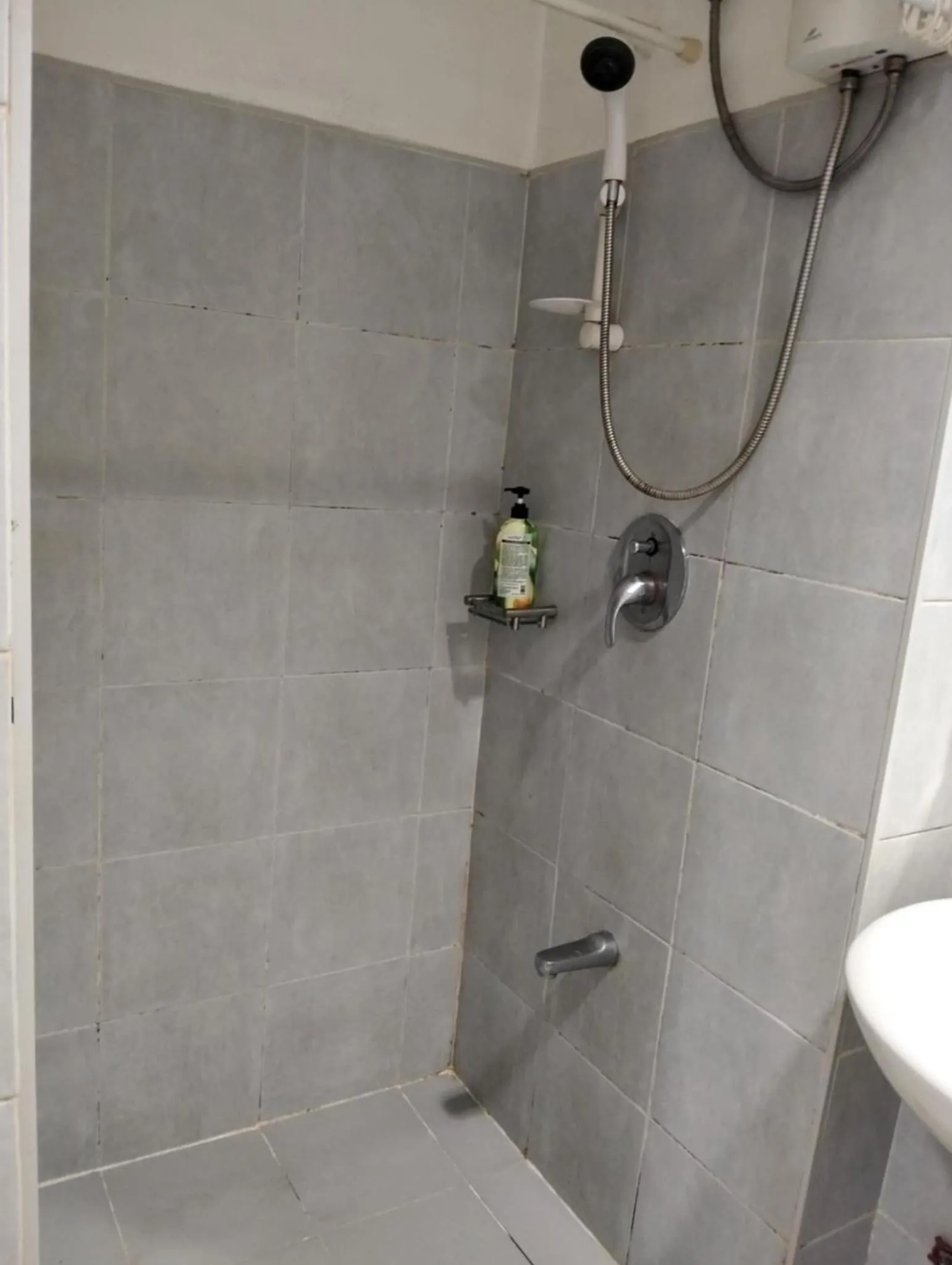 Premiere Haven MOA Staycation