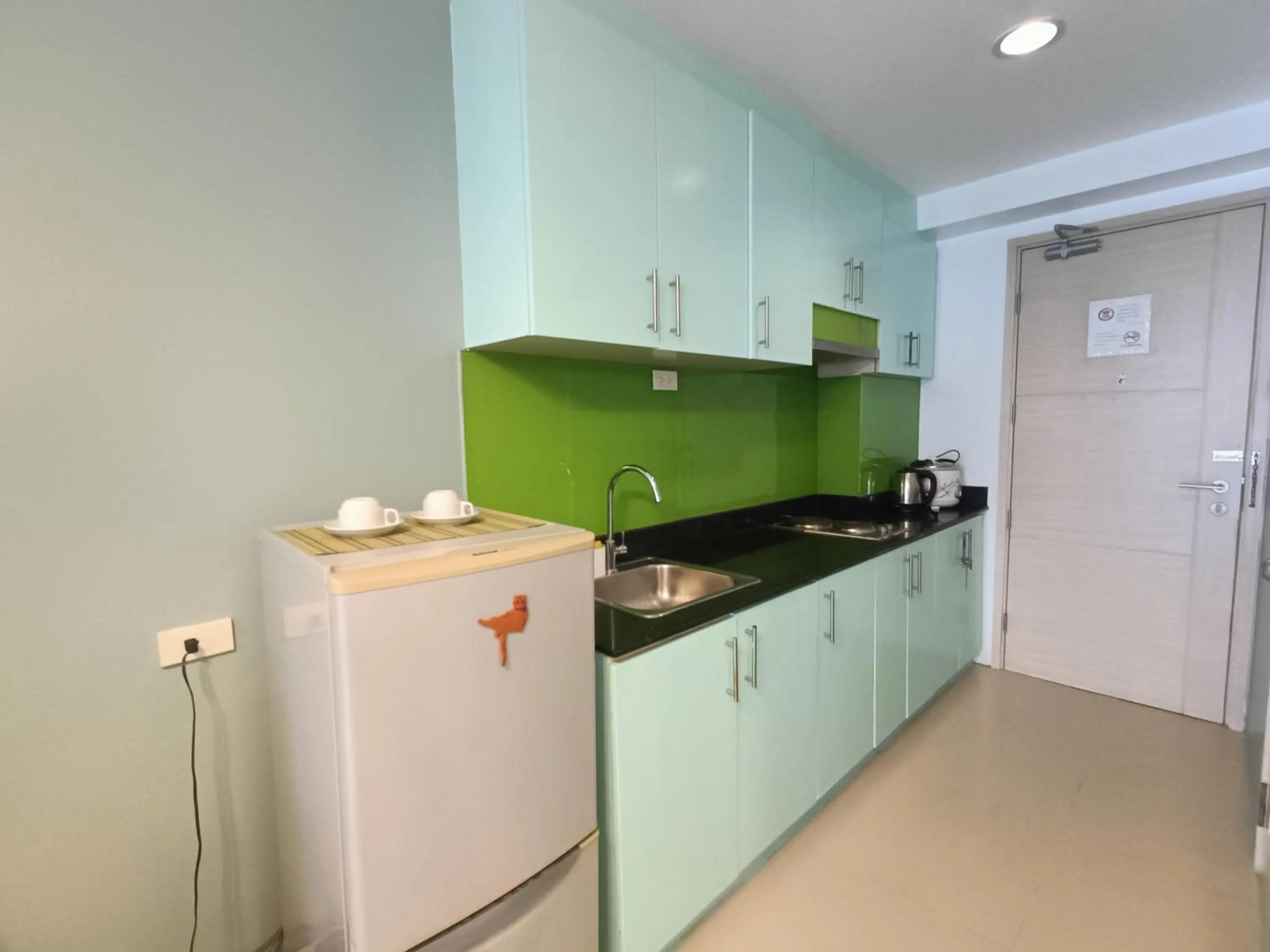 Premiere Haven MOA Staycation