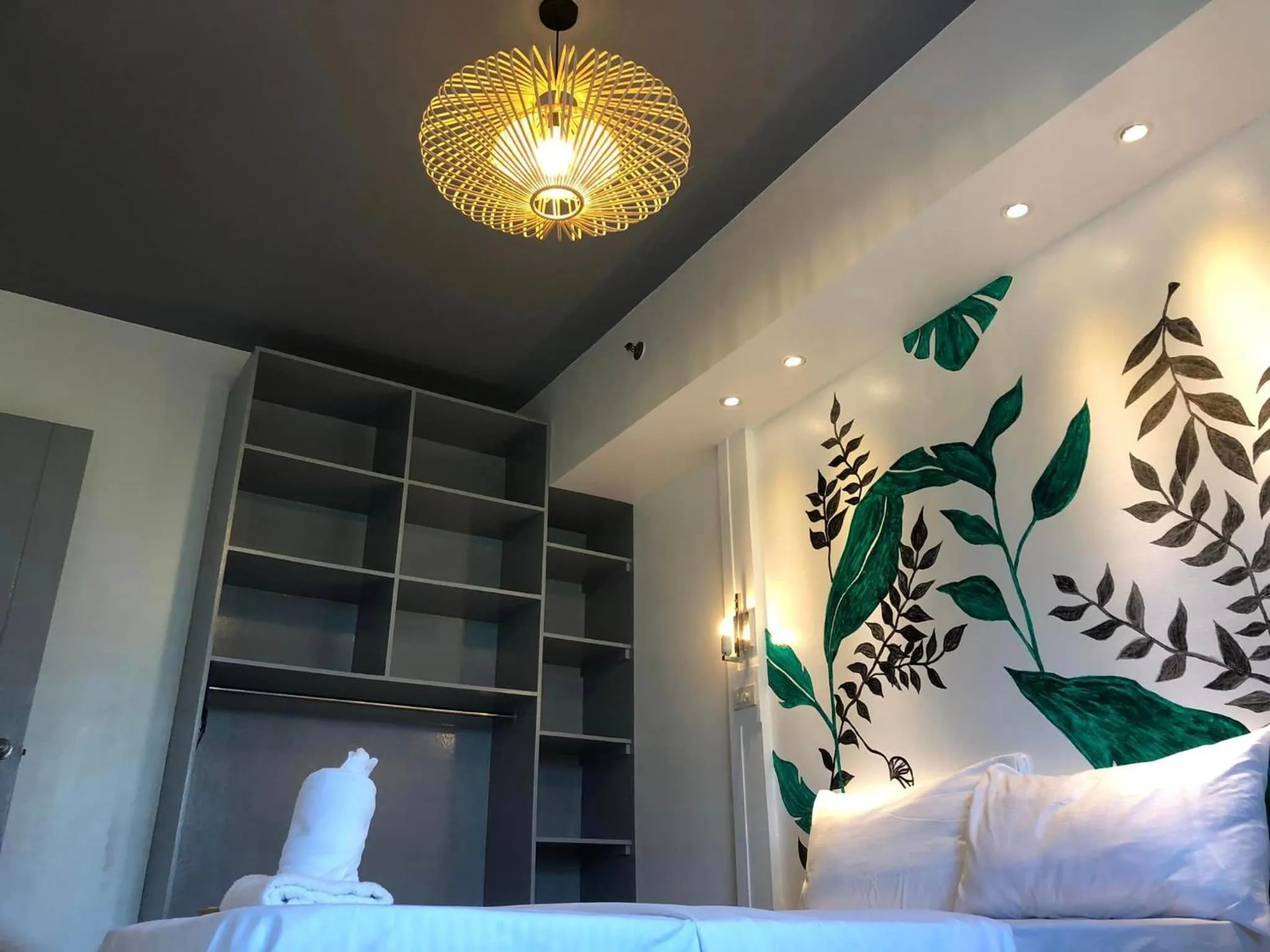 Bed in Premiere Haven MOA Staycation