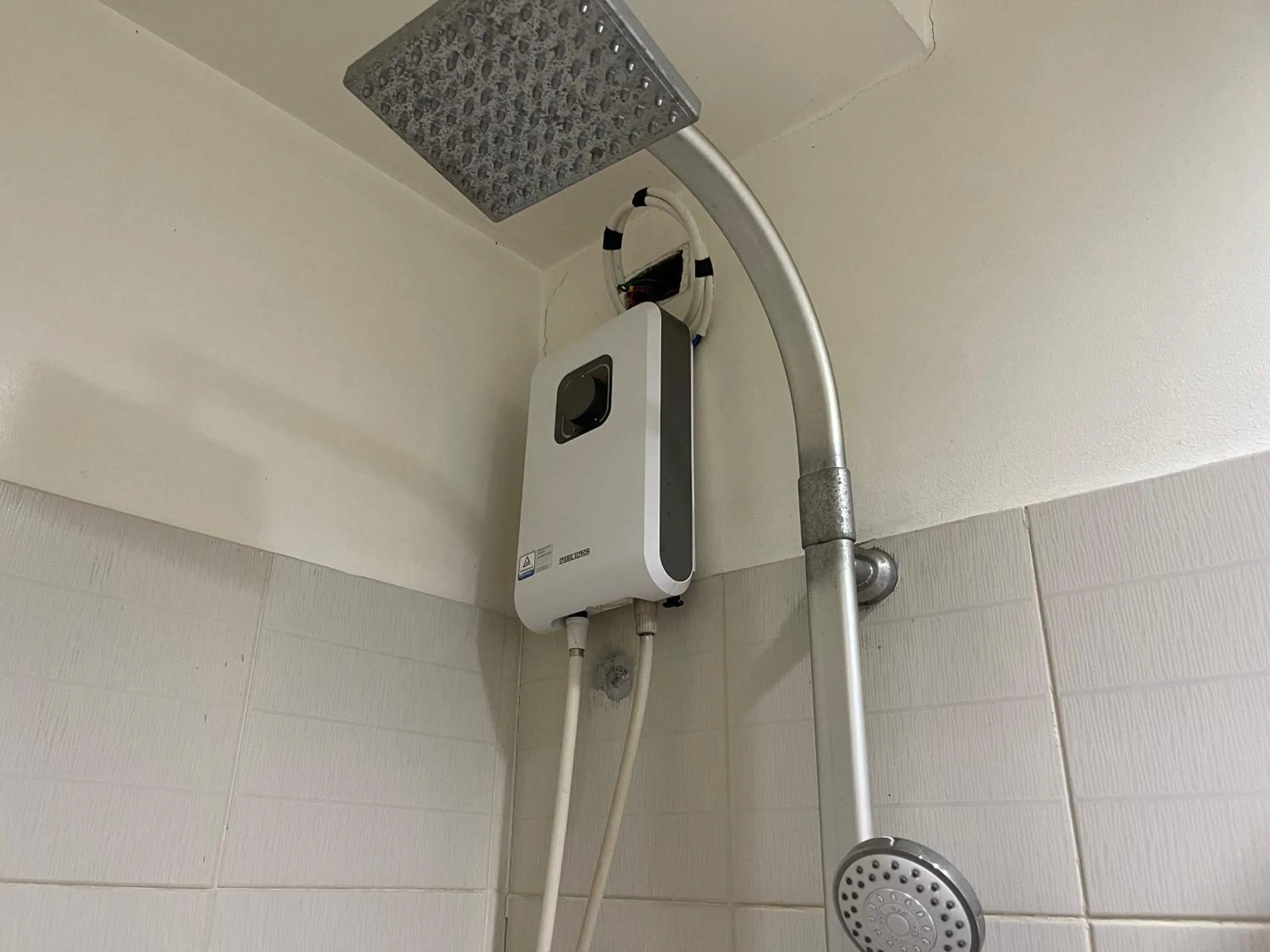 Premiere Haven MOA Staycation