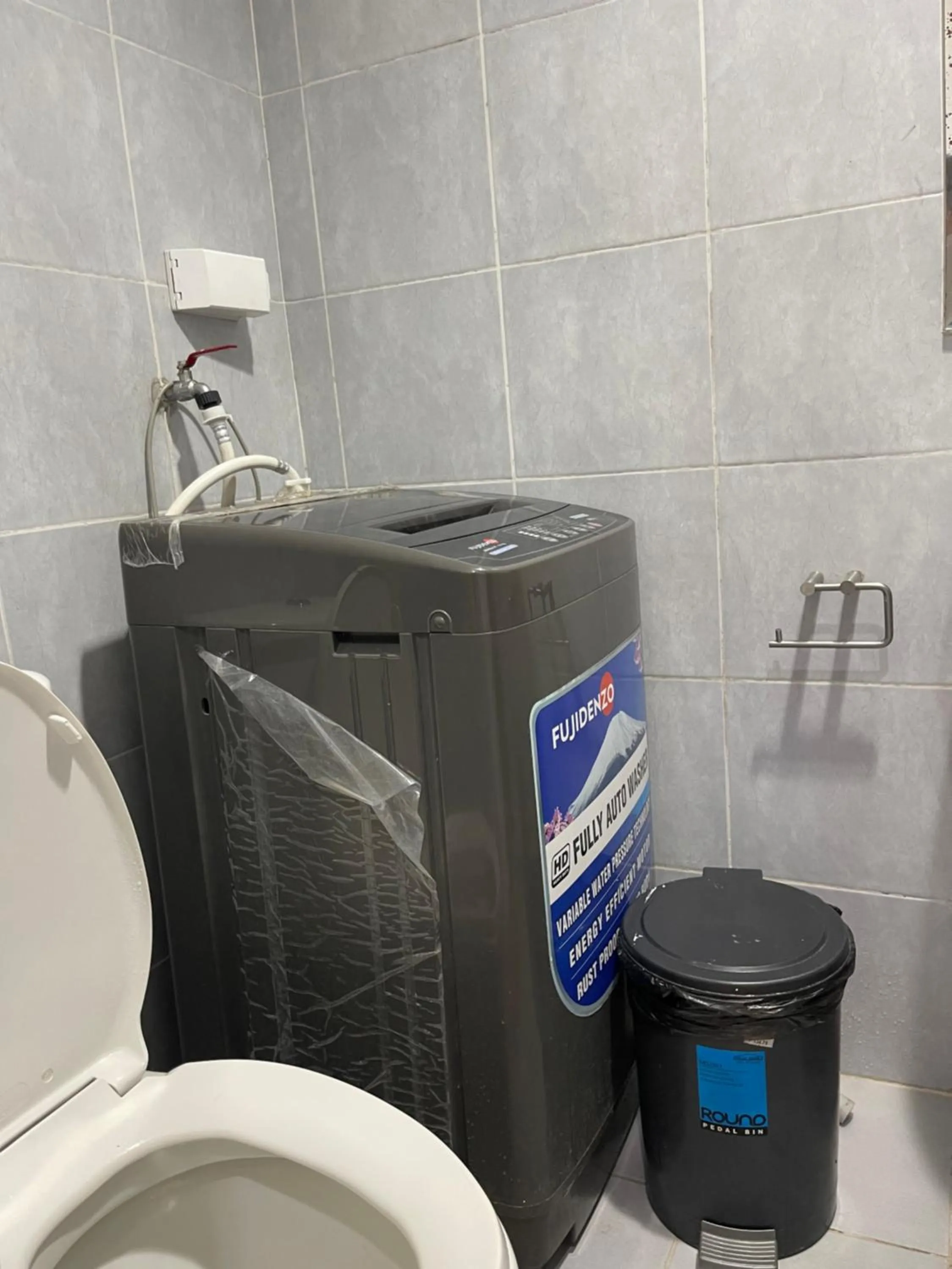 Premiere Haven MOA Staycation