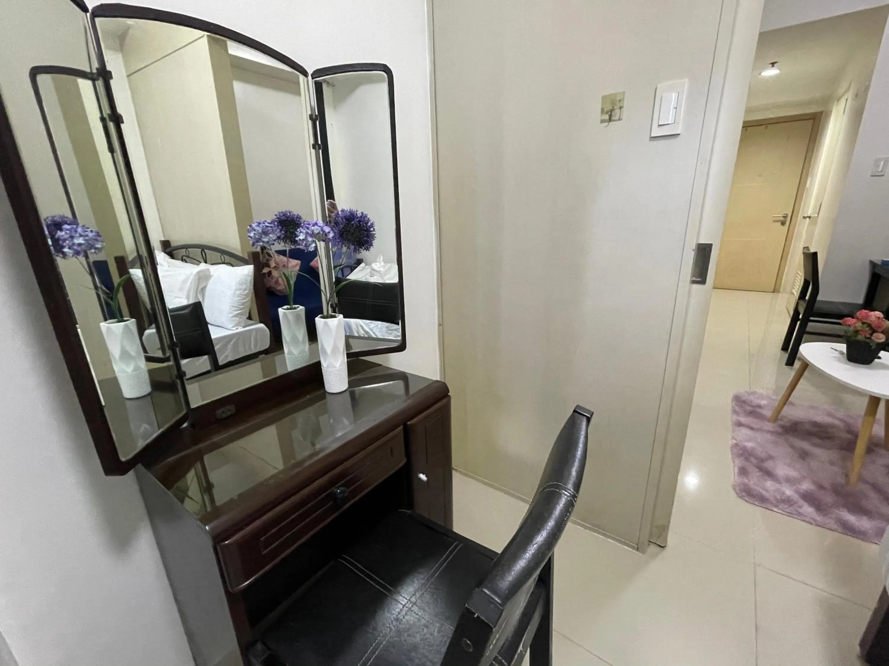 Premiere Haven MOA Staycation