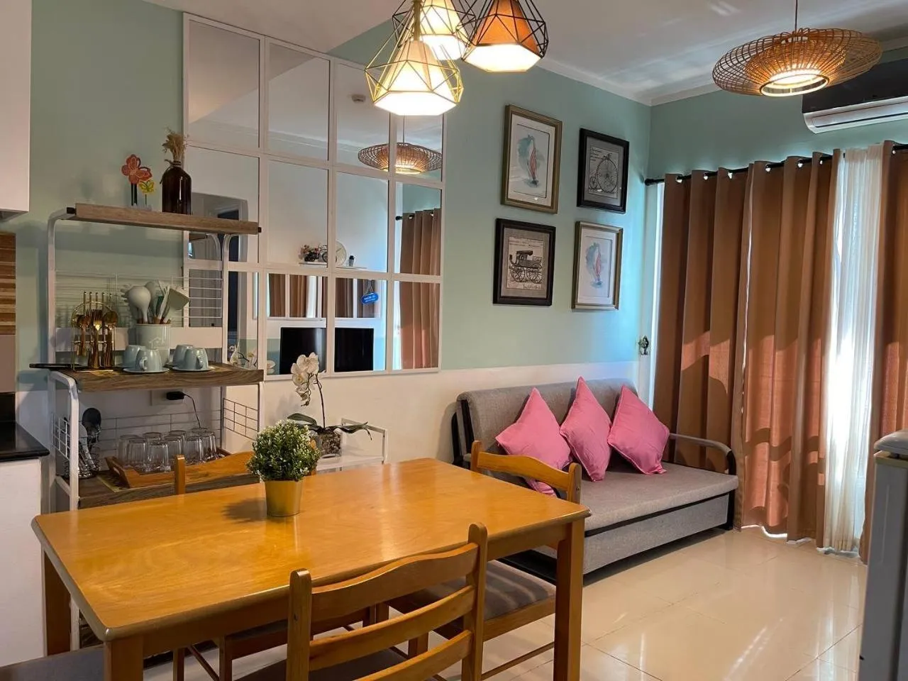 Premiere Haven MOA Staycation