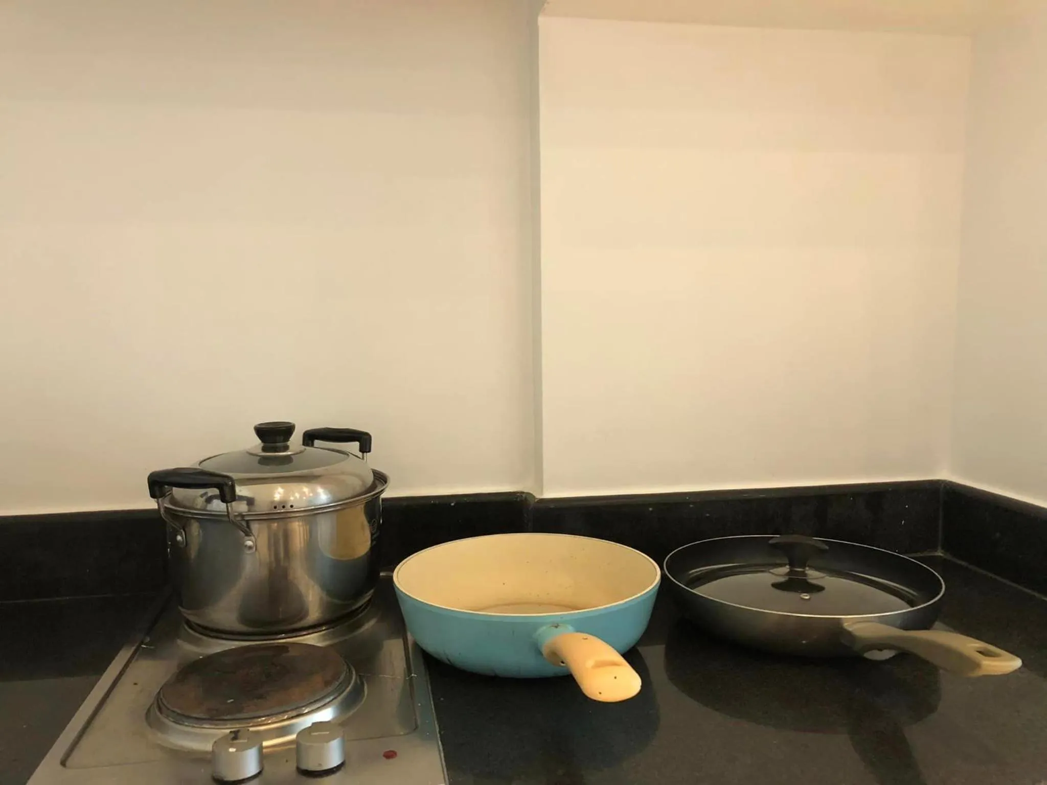 Premiere Haven MOA Staycation