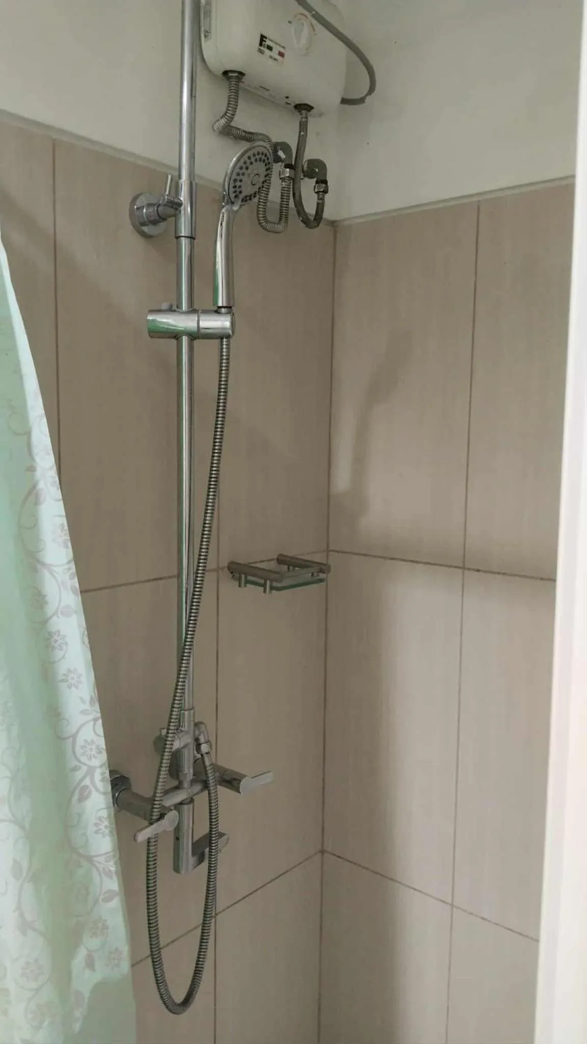 Premiere Haven MOA Staycation