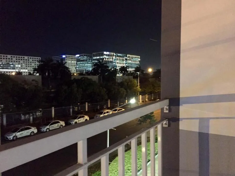 Premiere Haven MOA Staycation