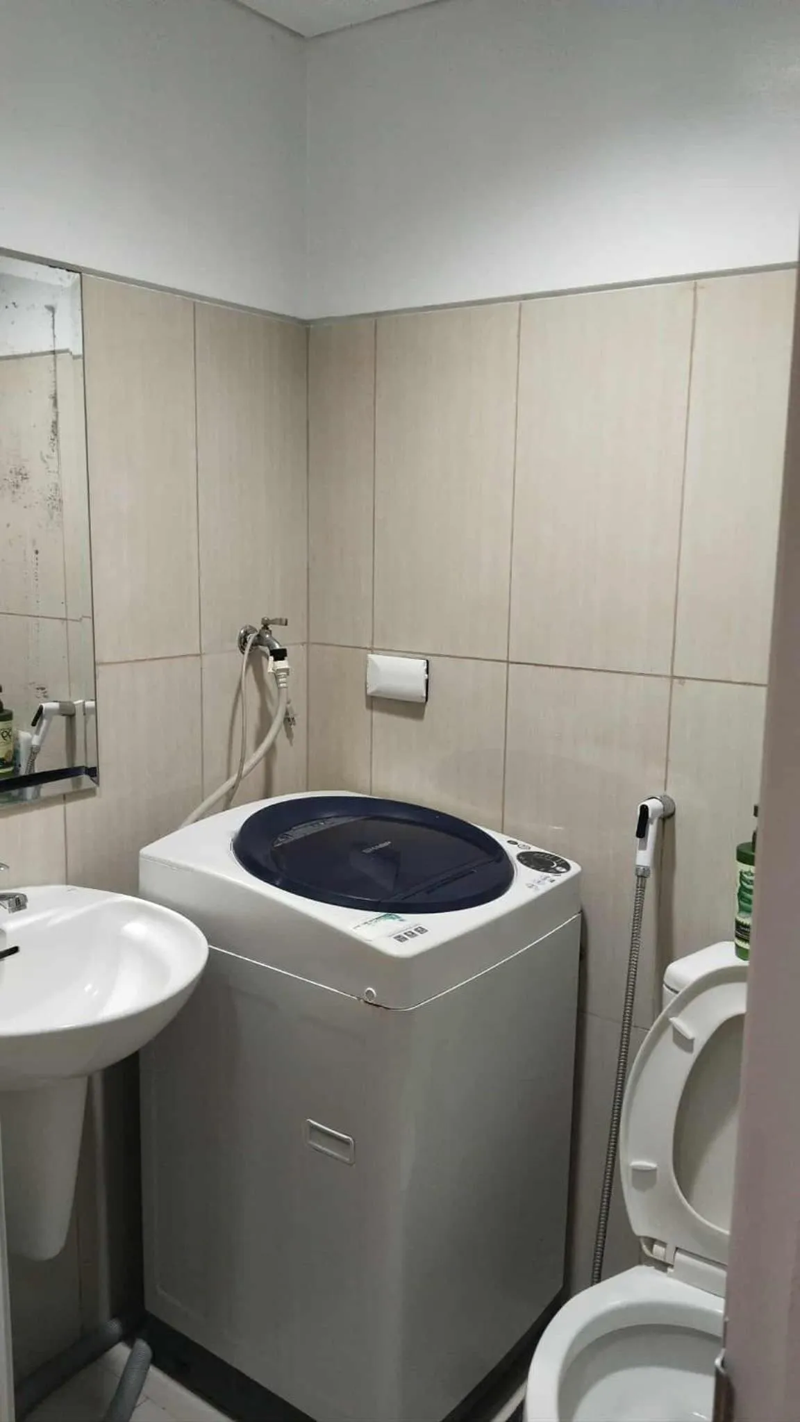 Premiere Haven MOA Staycation