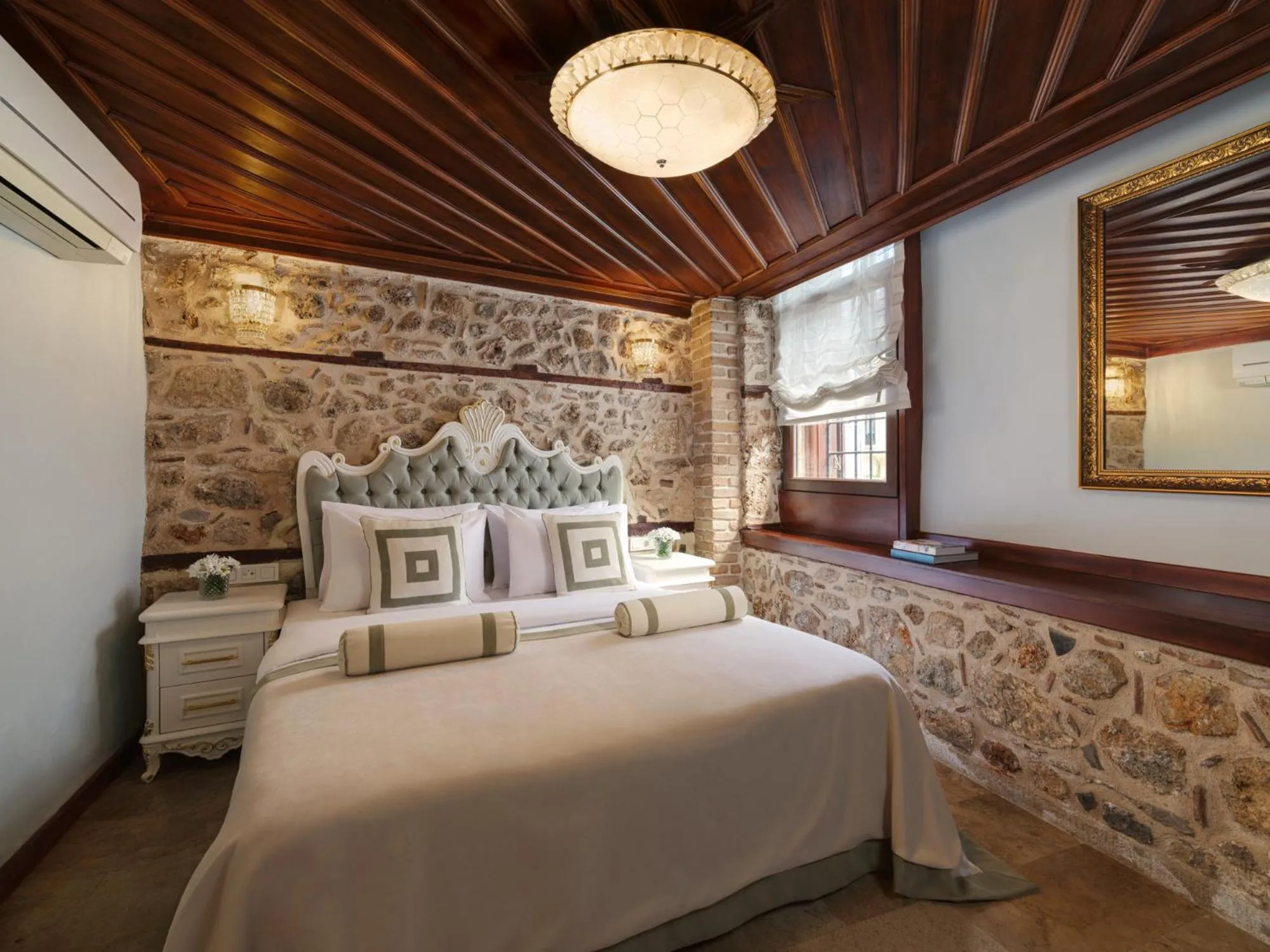 Bed in Hotel 1207 Special Class