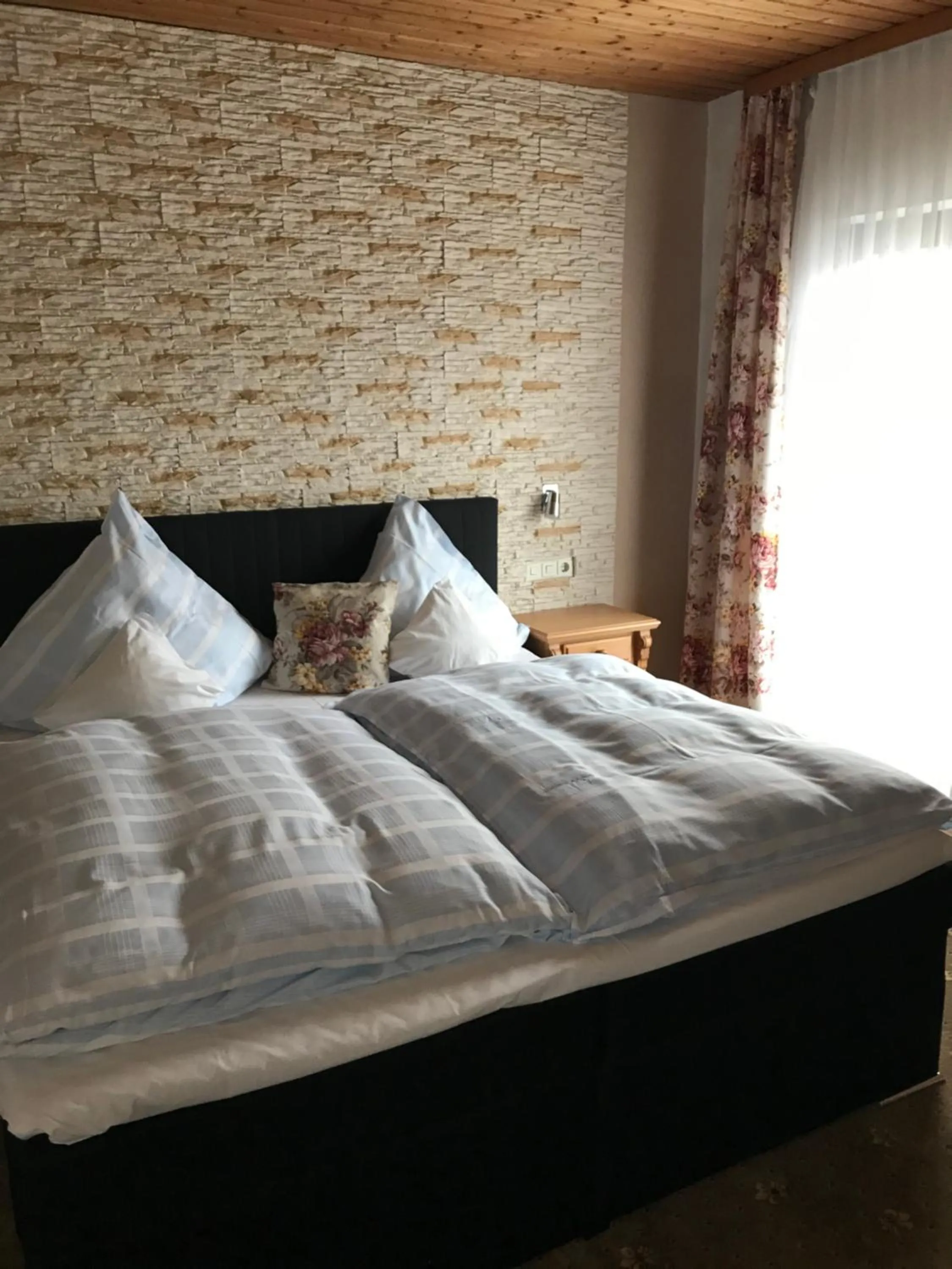Bed in Hotel Tannenhof