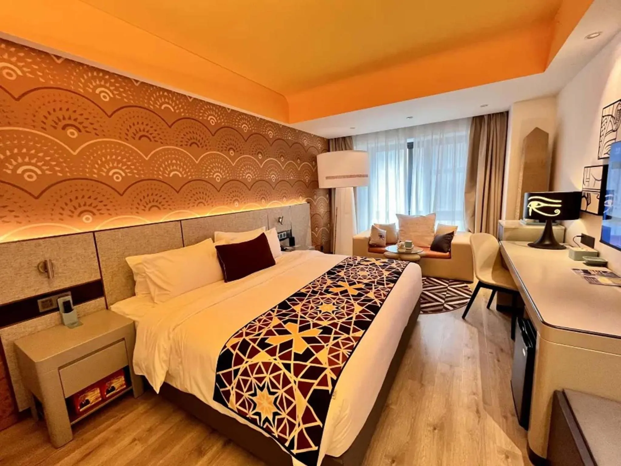 Photo of the whole room, Bed in Shanghai Lujiazui Area BaBaiBan LANOU Hotel