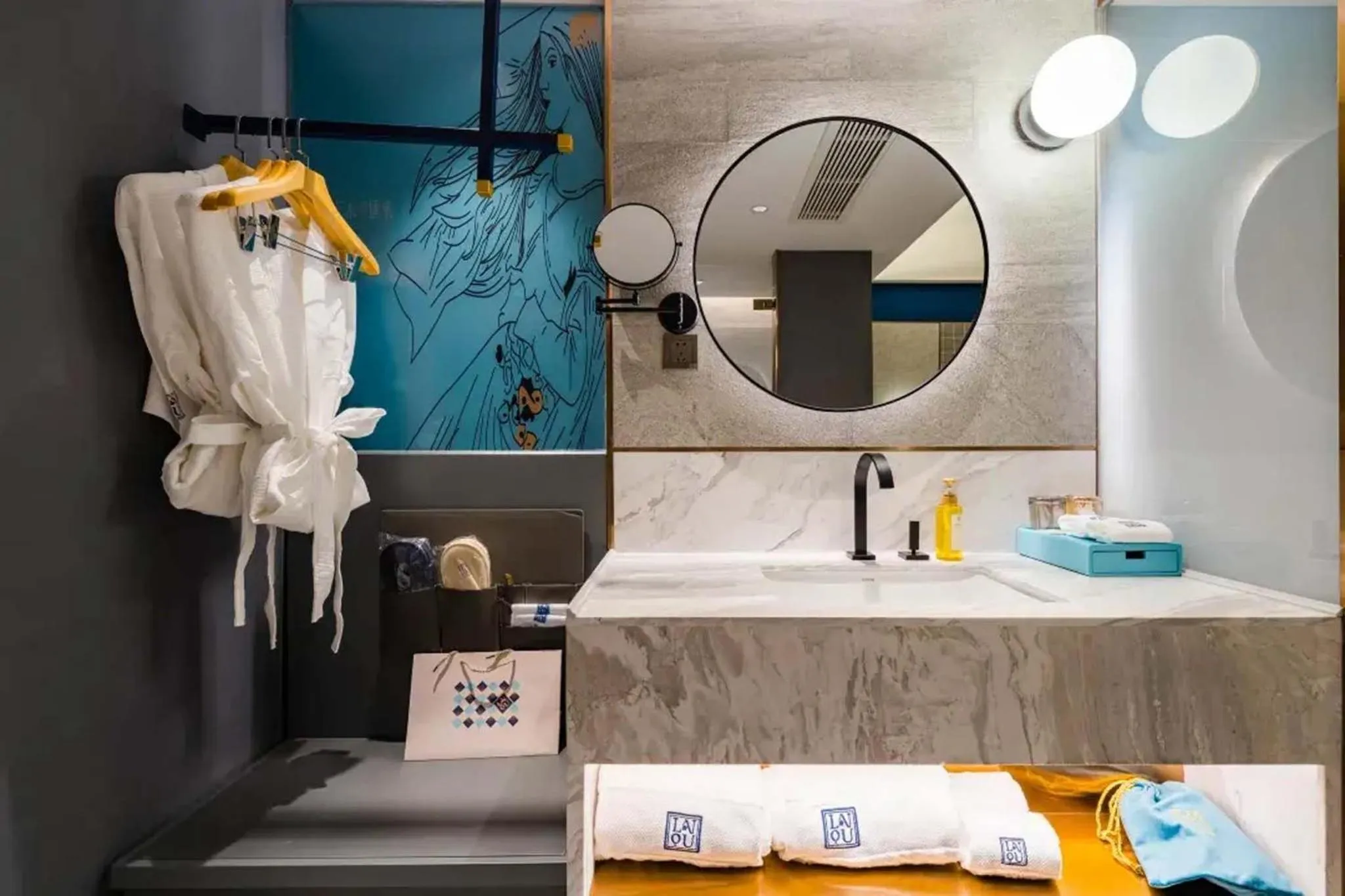 Bathroom in Shanghai Lujiazui Area BaBaiBan LANOU Hotel