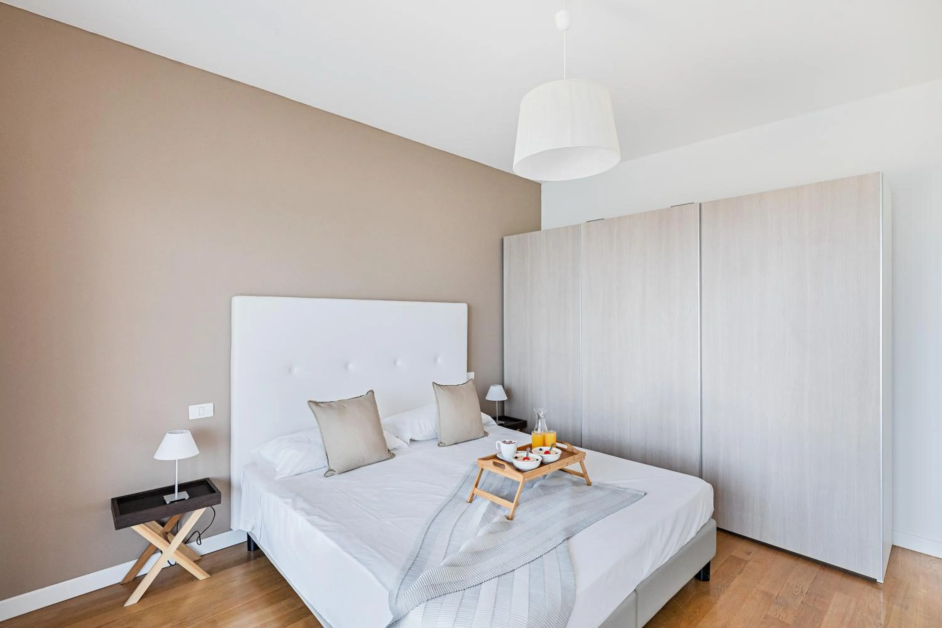 Photo of the whole room, Bed in Residenza Miralago by Wonderful Italy