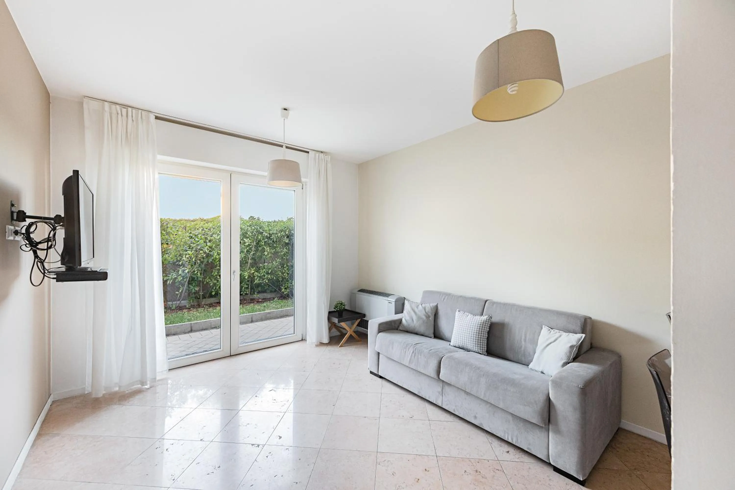 Living room in Residenza Miralago by Wonderful Italy