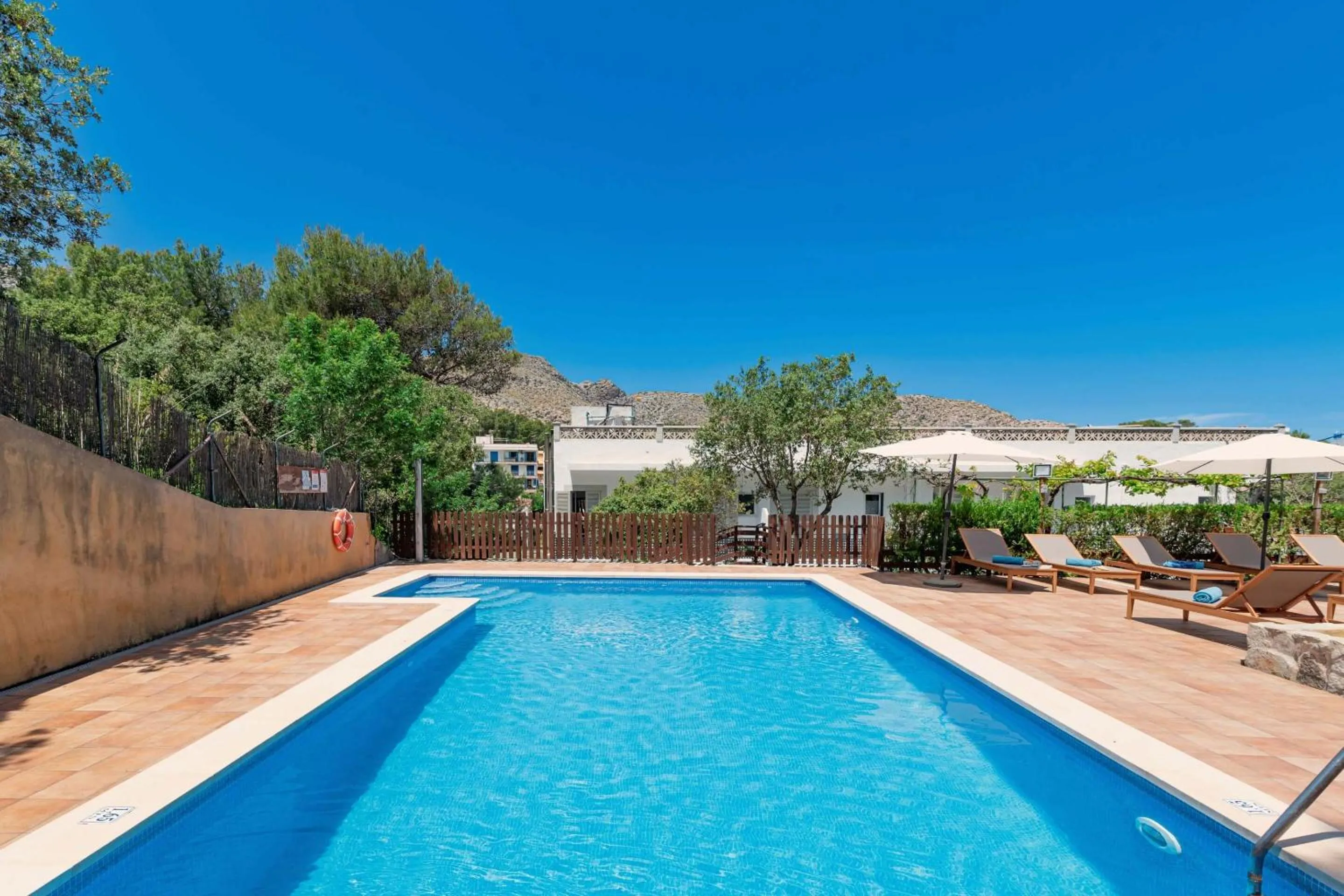 Swimming pool in Boutique Hotel Oriola