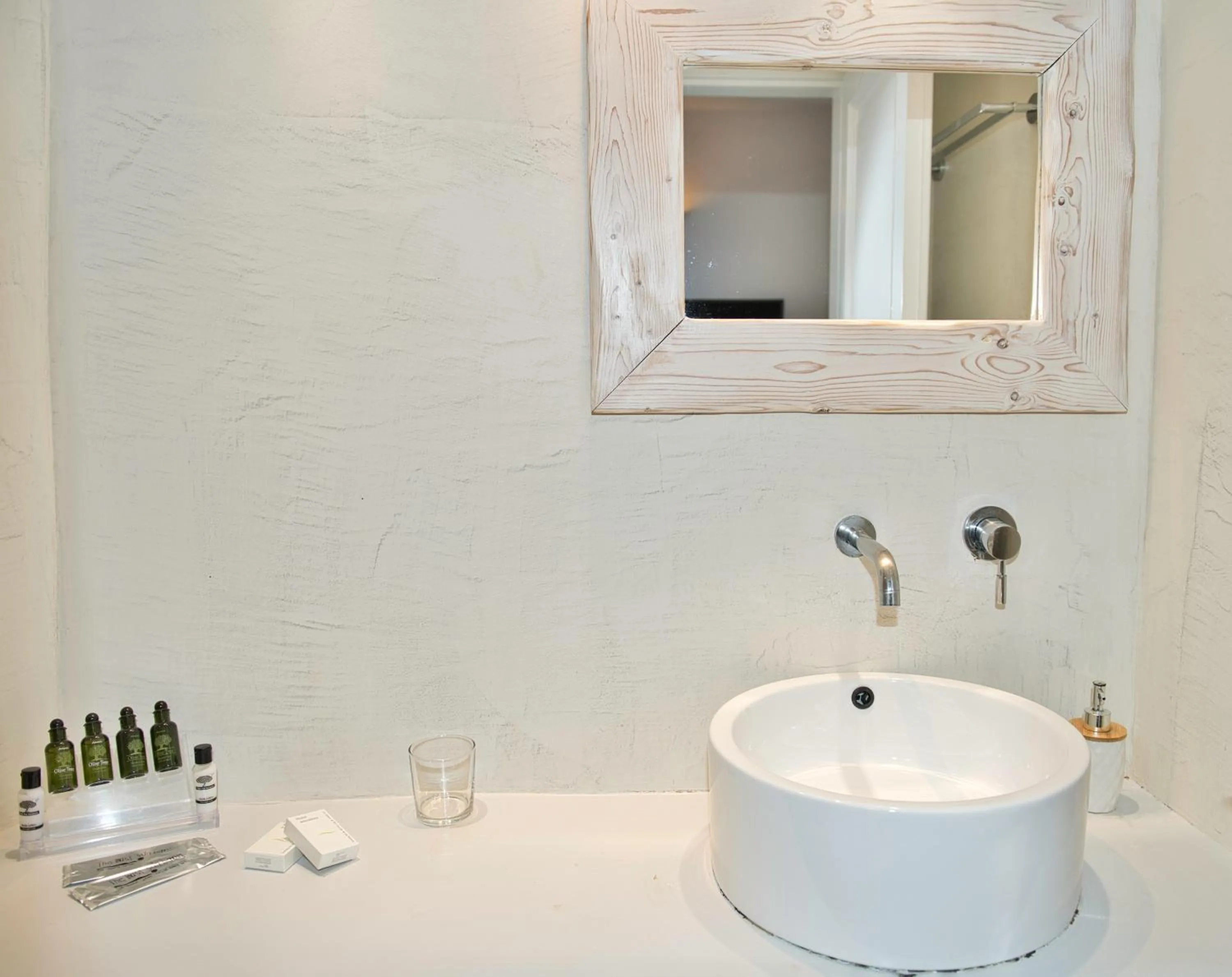 Bathroom in The Last Sunbeam - Adults Only