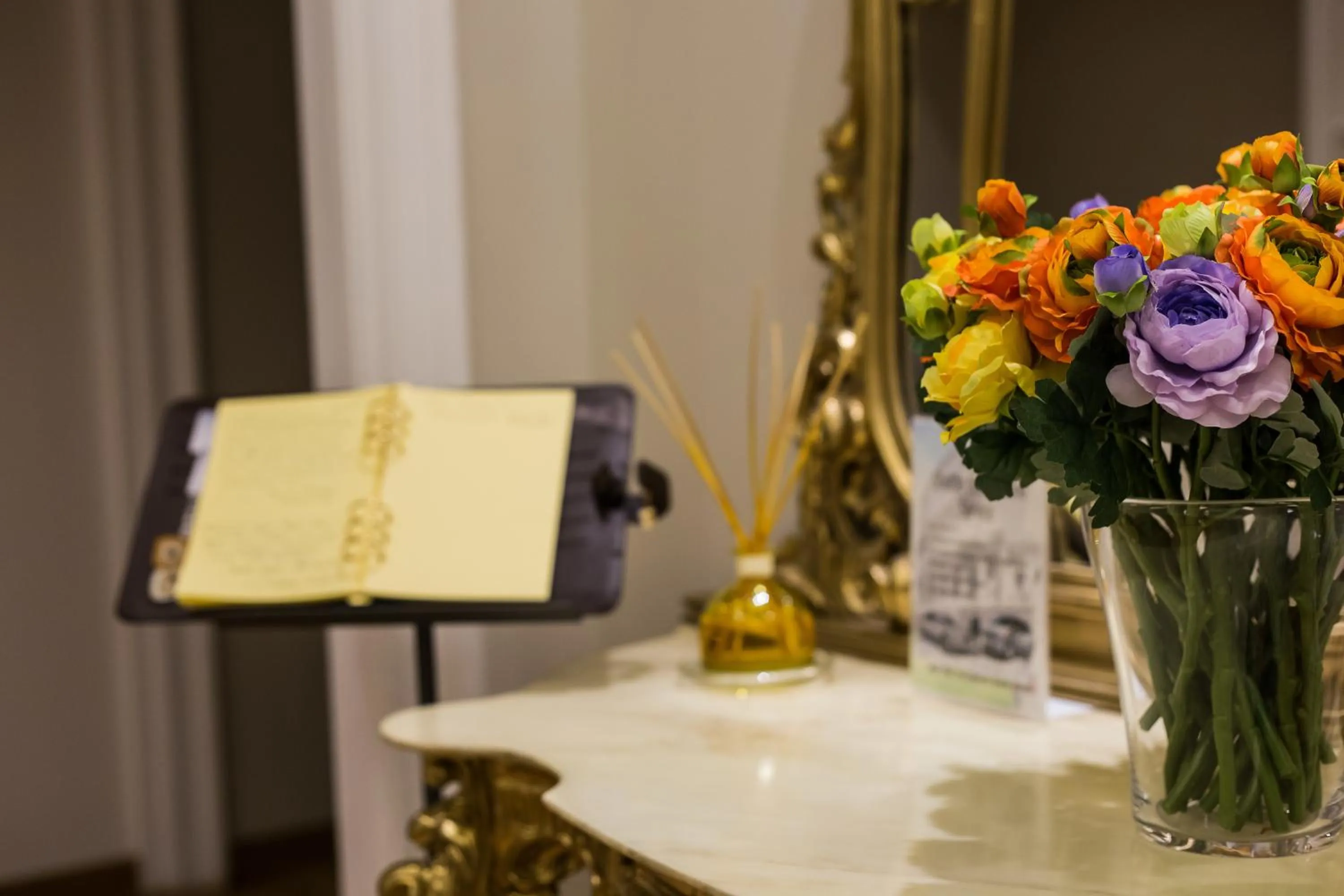 Decorative detail in Relais Calamatta