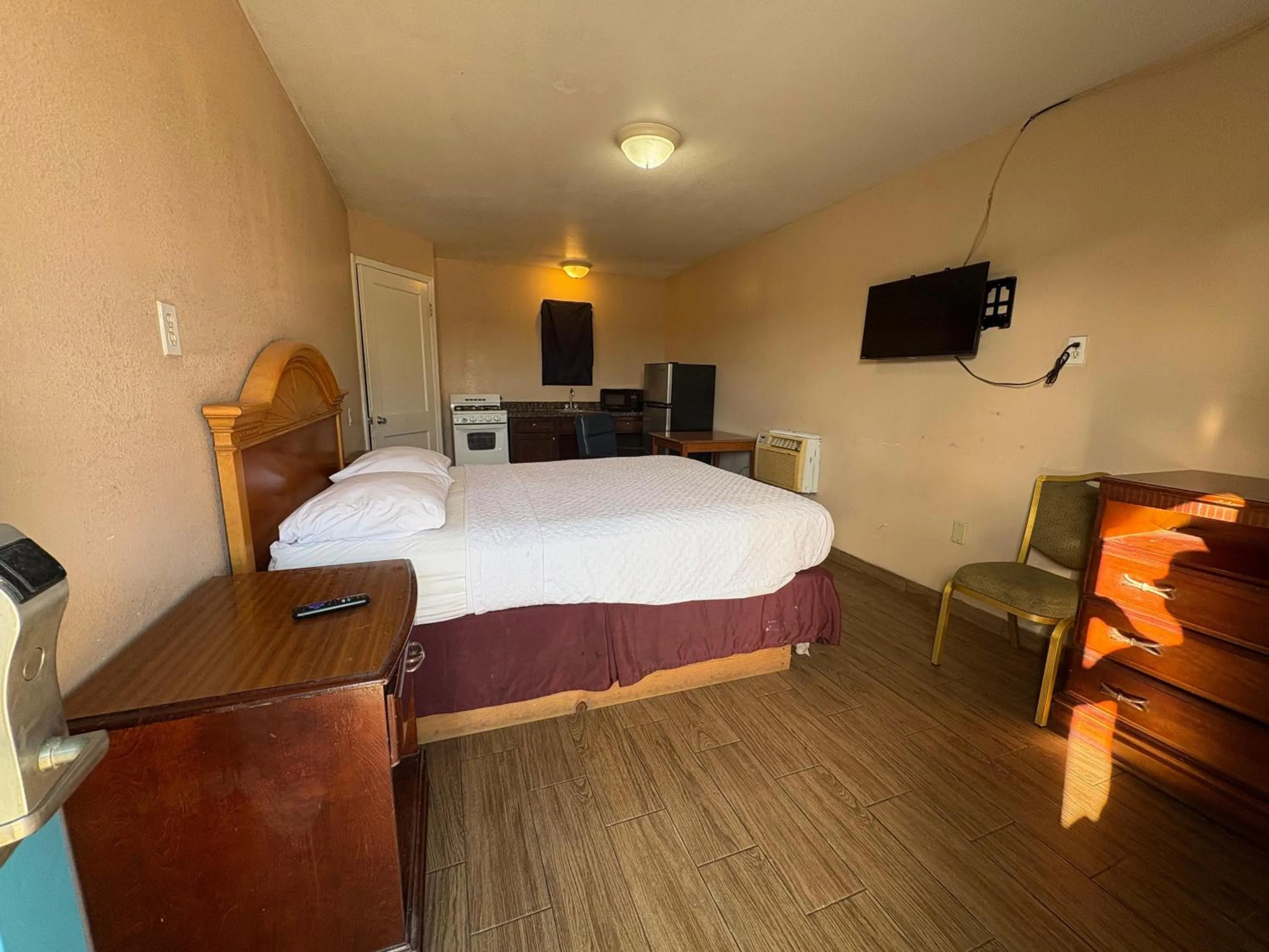 Bedroom, Bed in SE'Air Motel By Townhouse Corpus Christi - Padre Island Tx