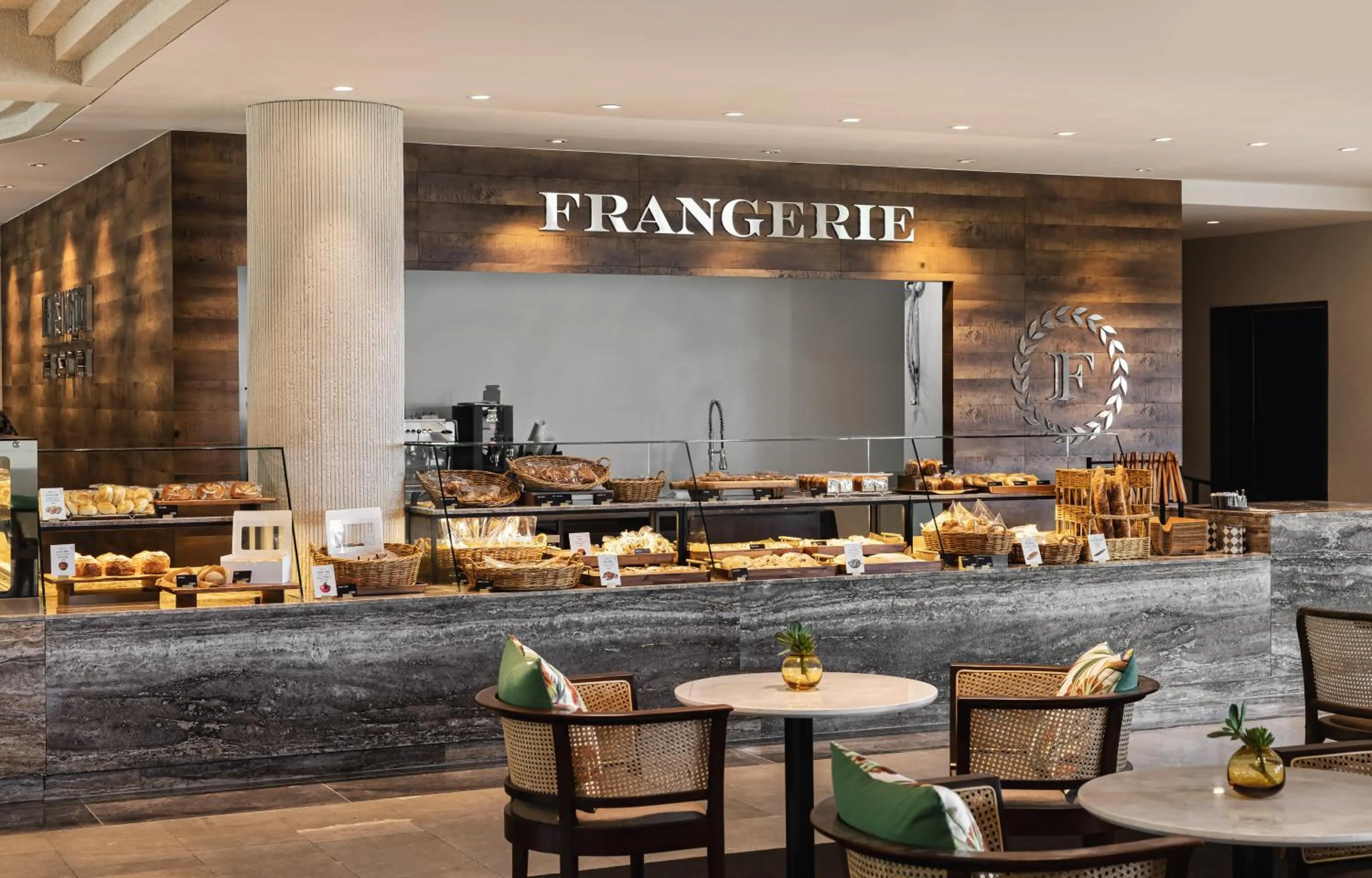 Restaurant/places to eat in Kensington Resort Jeju Jungmun