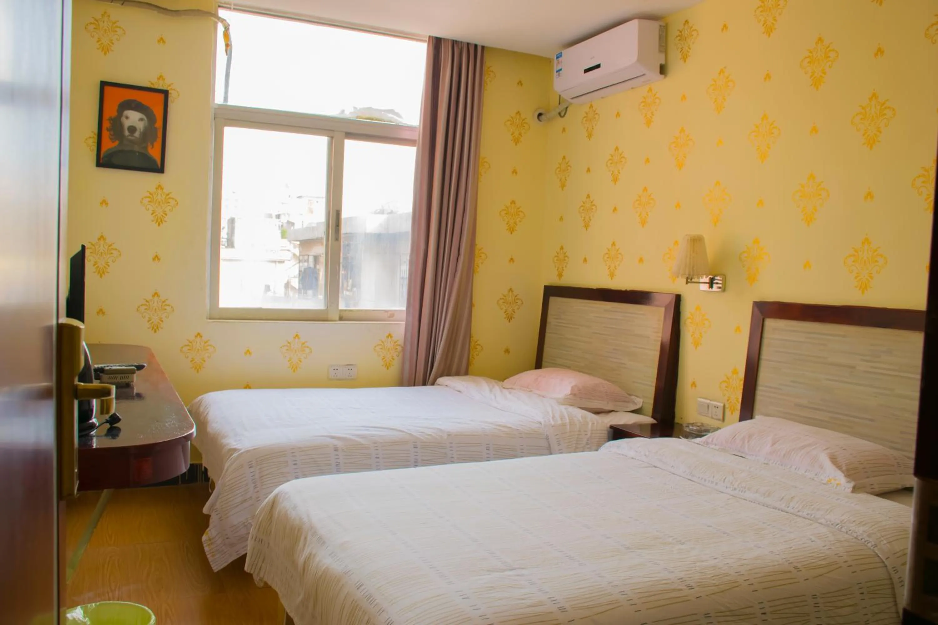 Bed in Notting Hill Hostel