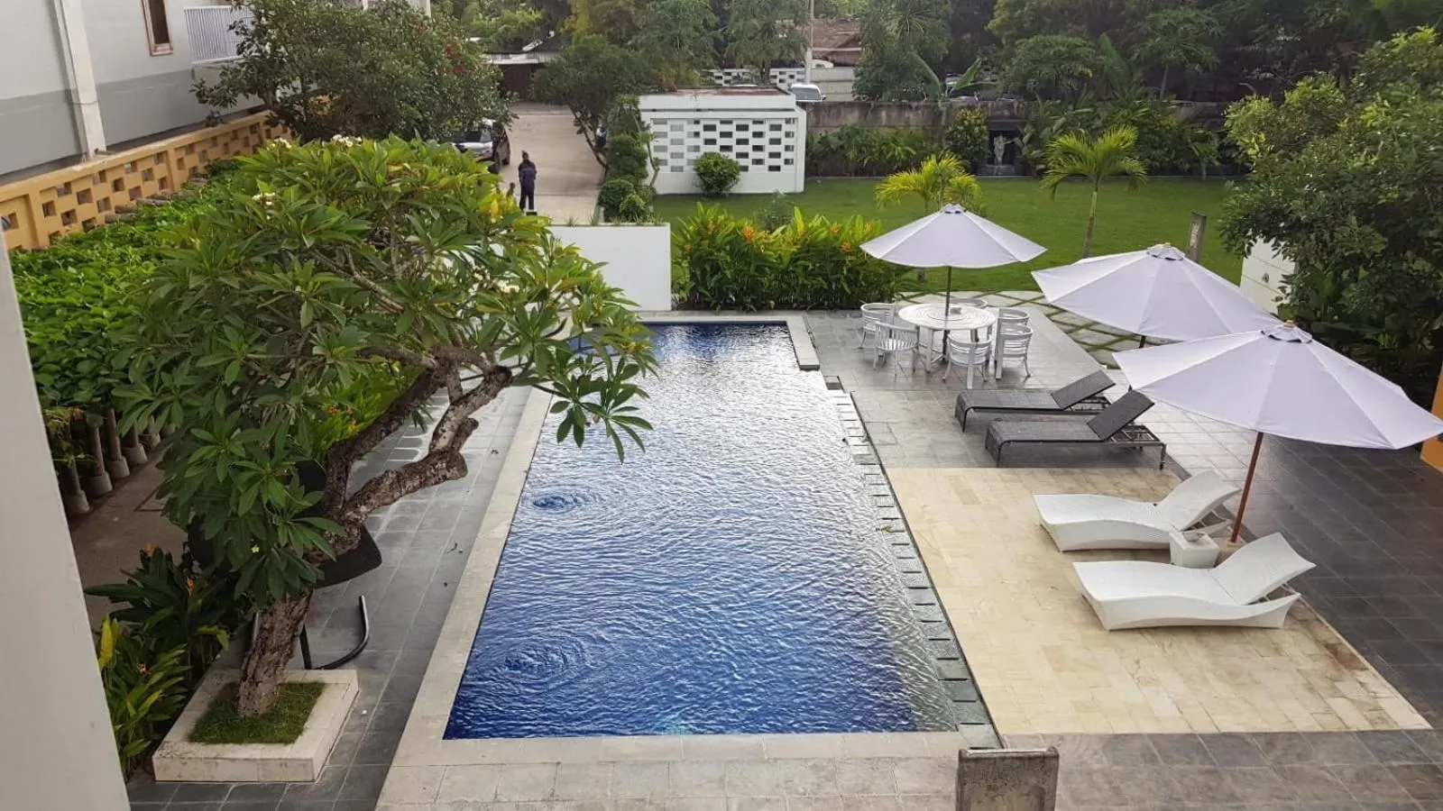 Swimming pool in JM Hotel Kuta Lombok