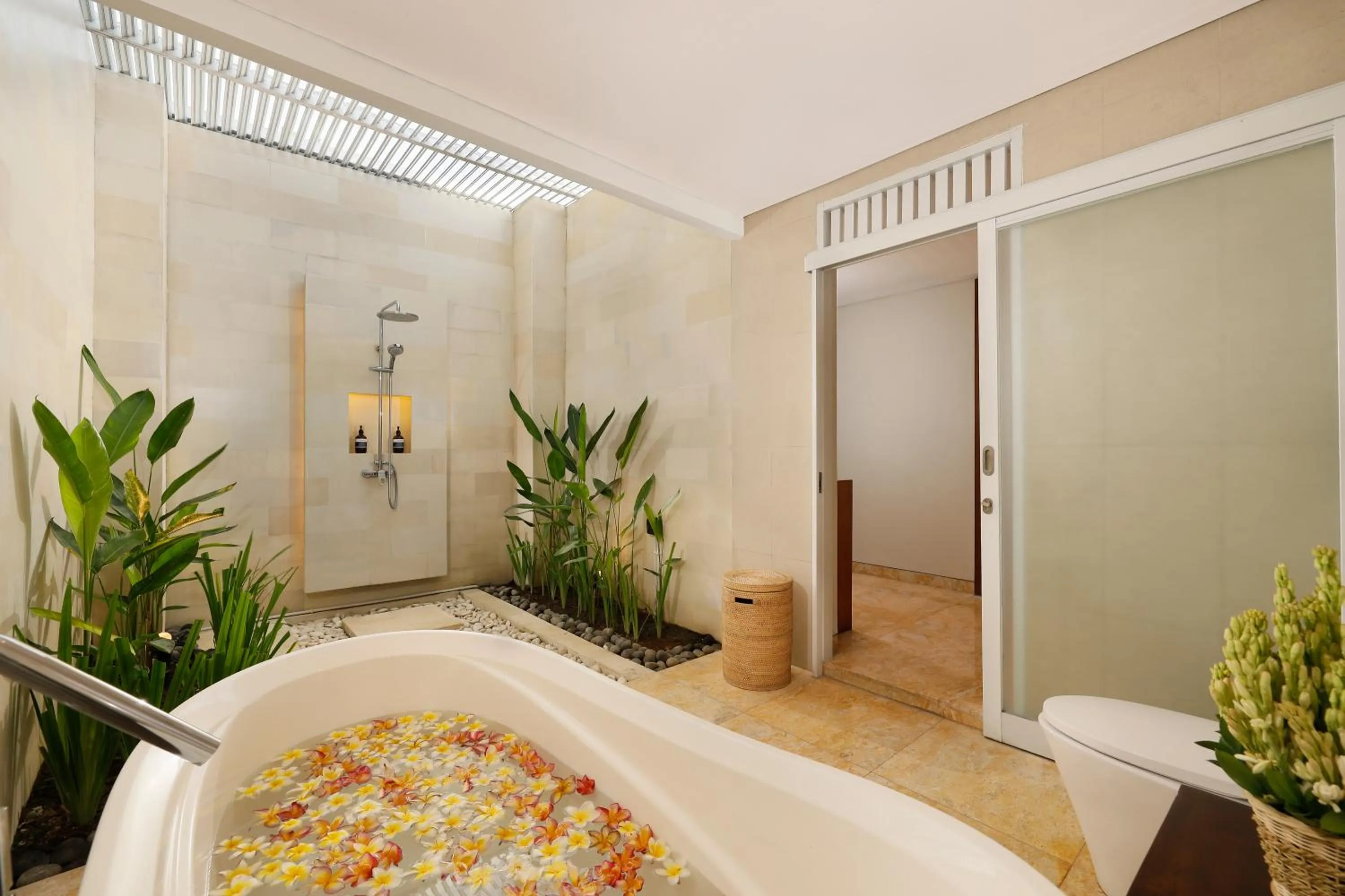 Shower in The Bija Villas by Nakula