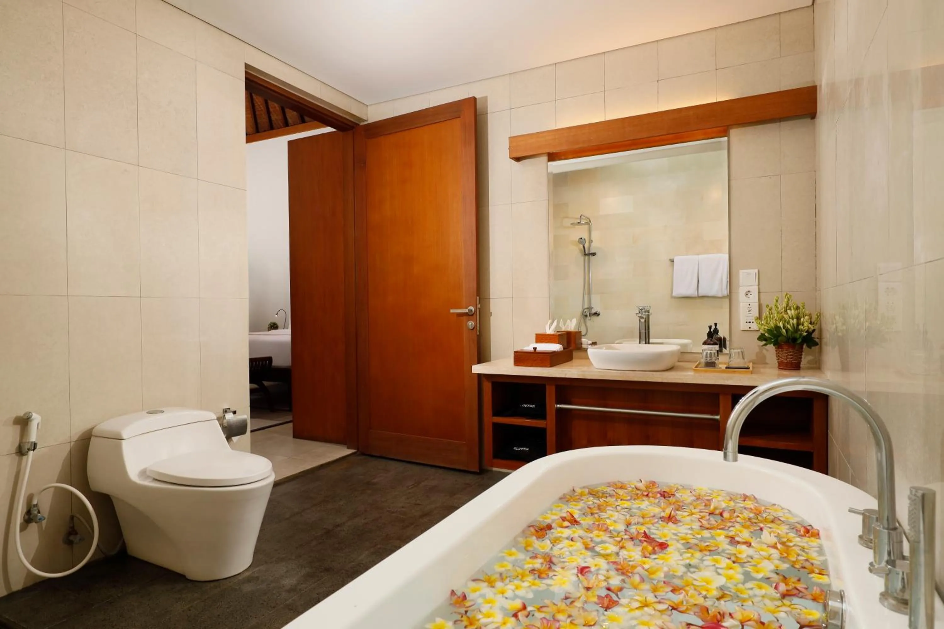 Shower in The Bija Villas by Nakula