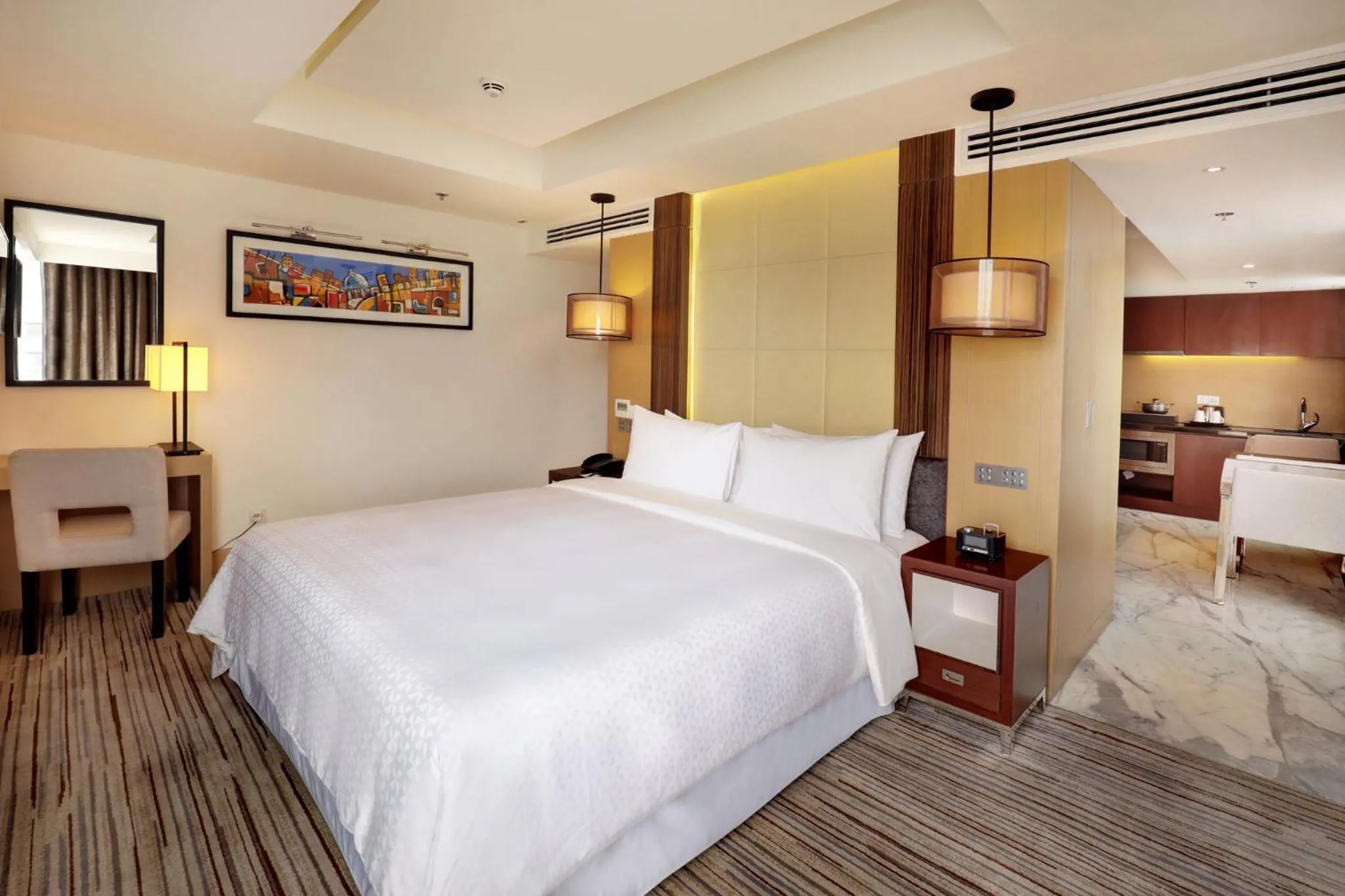 Photo of the whole room, Bed in Crowne Plaza Dhaka Gulshan by IHG