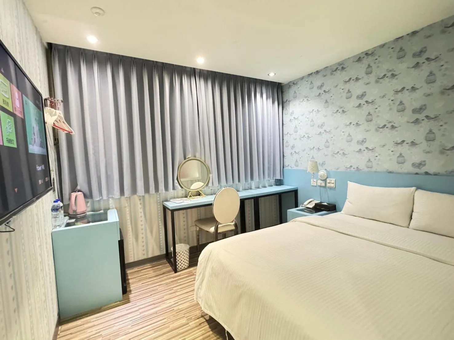 bunk bed, Bed in 191 Hotel