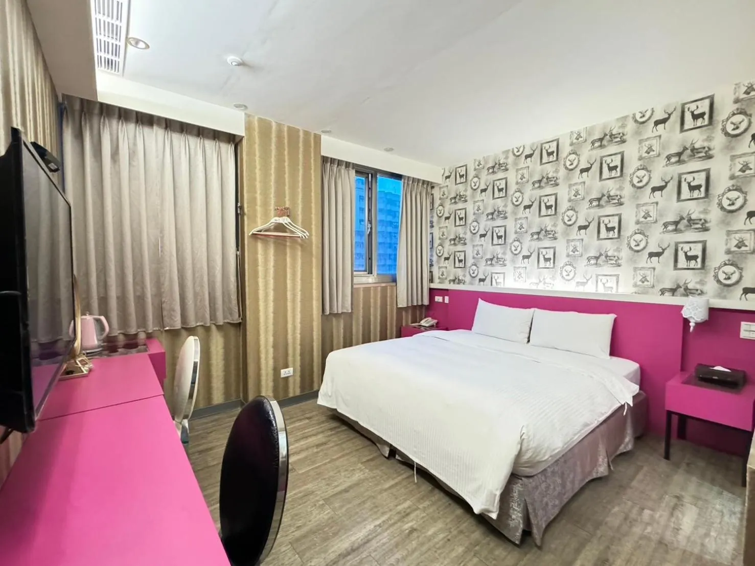 bunk bed, Bed in 191 Hotel