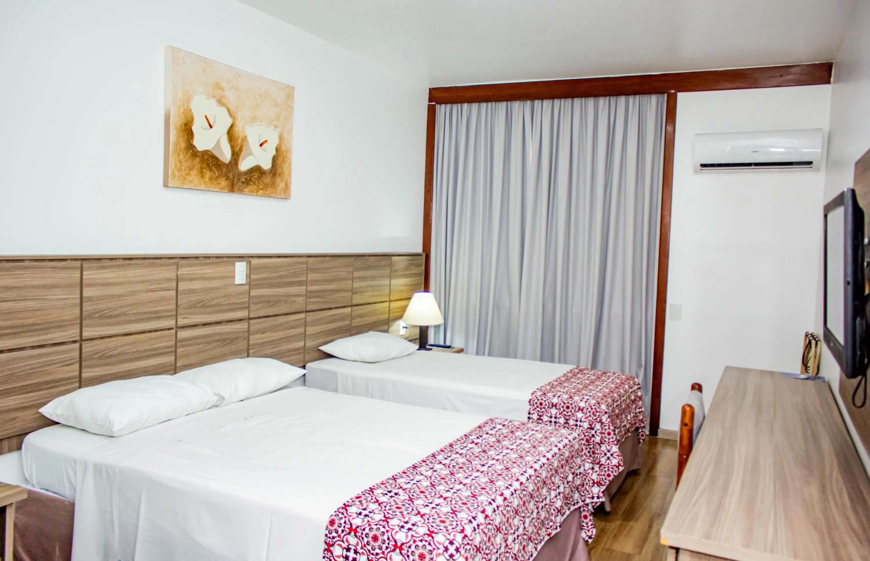 Photo of the whole room, Bed in Hotel Dan Inn Planalto São Paulo