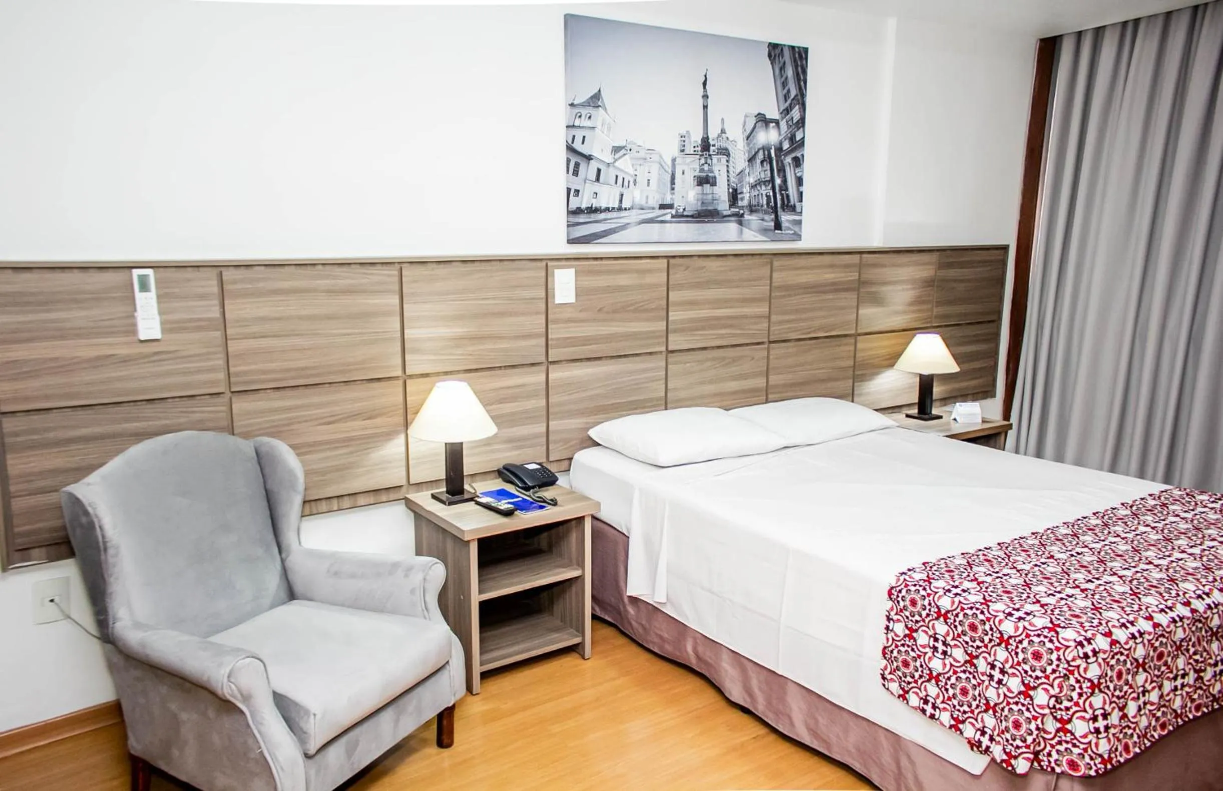 Photo of the whole room, Bed in Hotel Dan Inn Planalto São Paulo