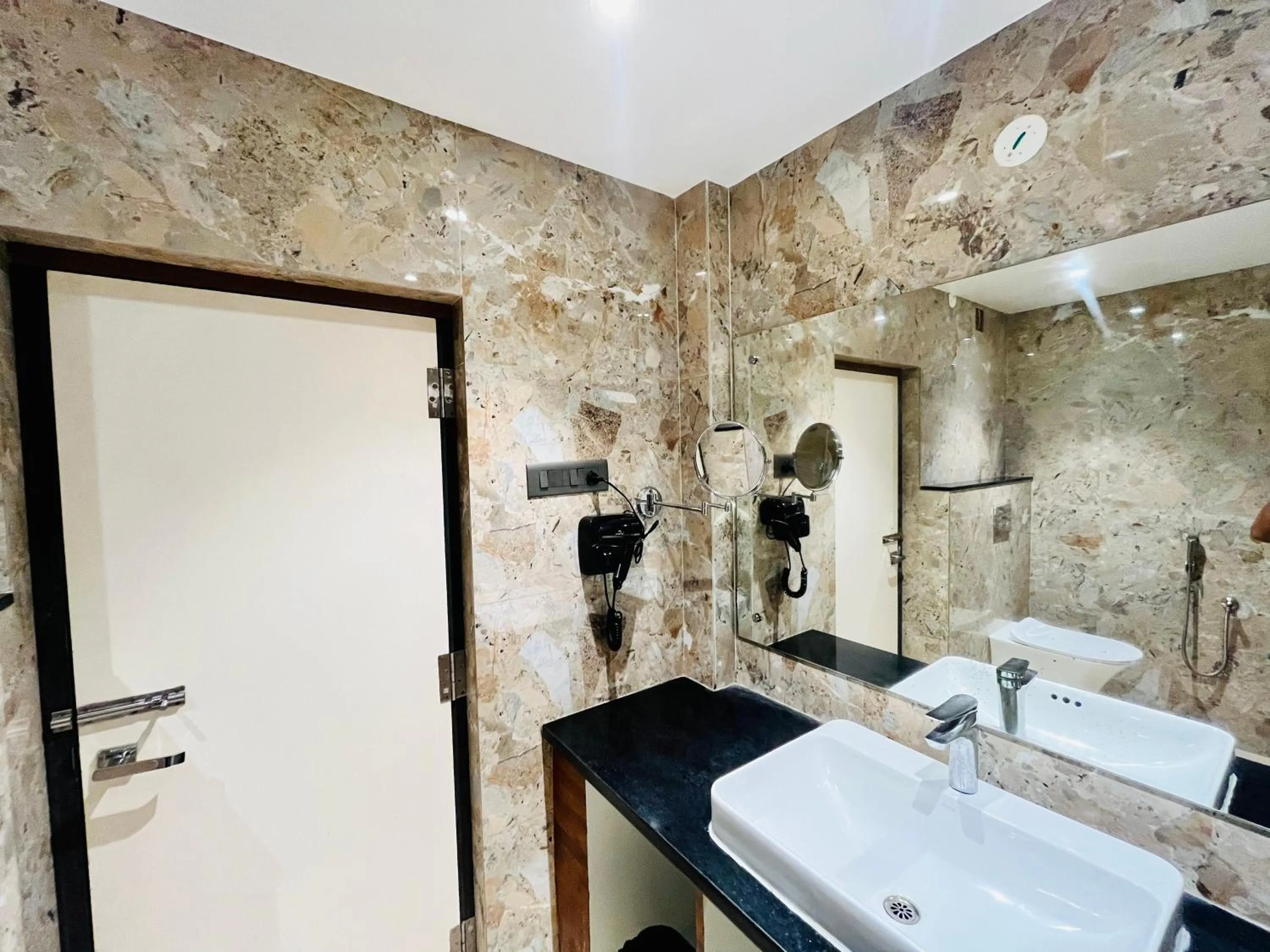 Shankar Bhavan By Vinayak Hotels