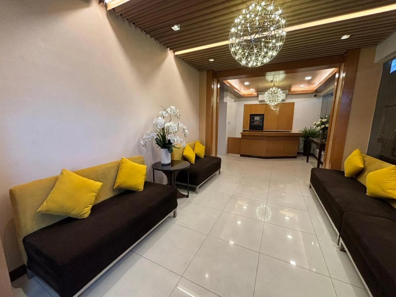 LuxeLite Suites Pasay