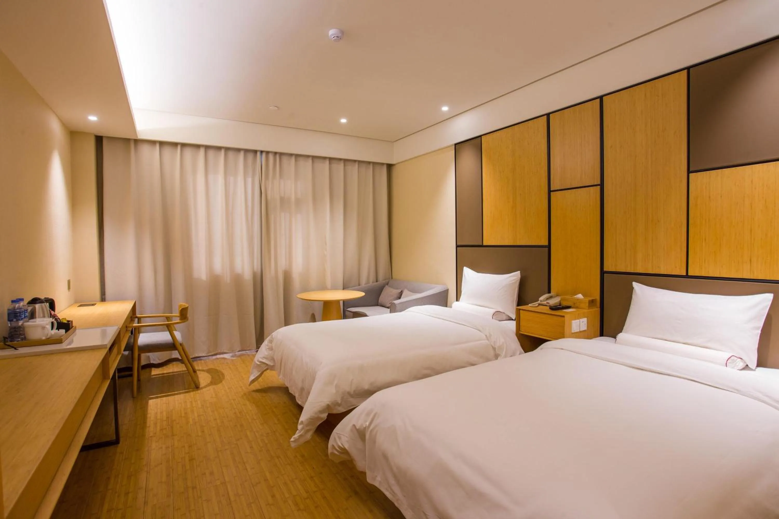 Photo of the whole room, Bed in 2000 Hotel Downtown Kigali