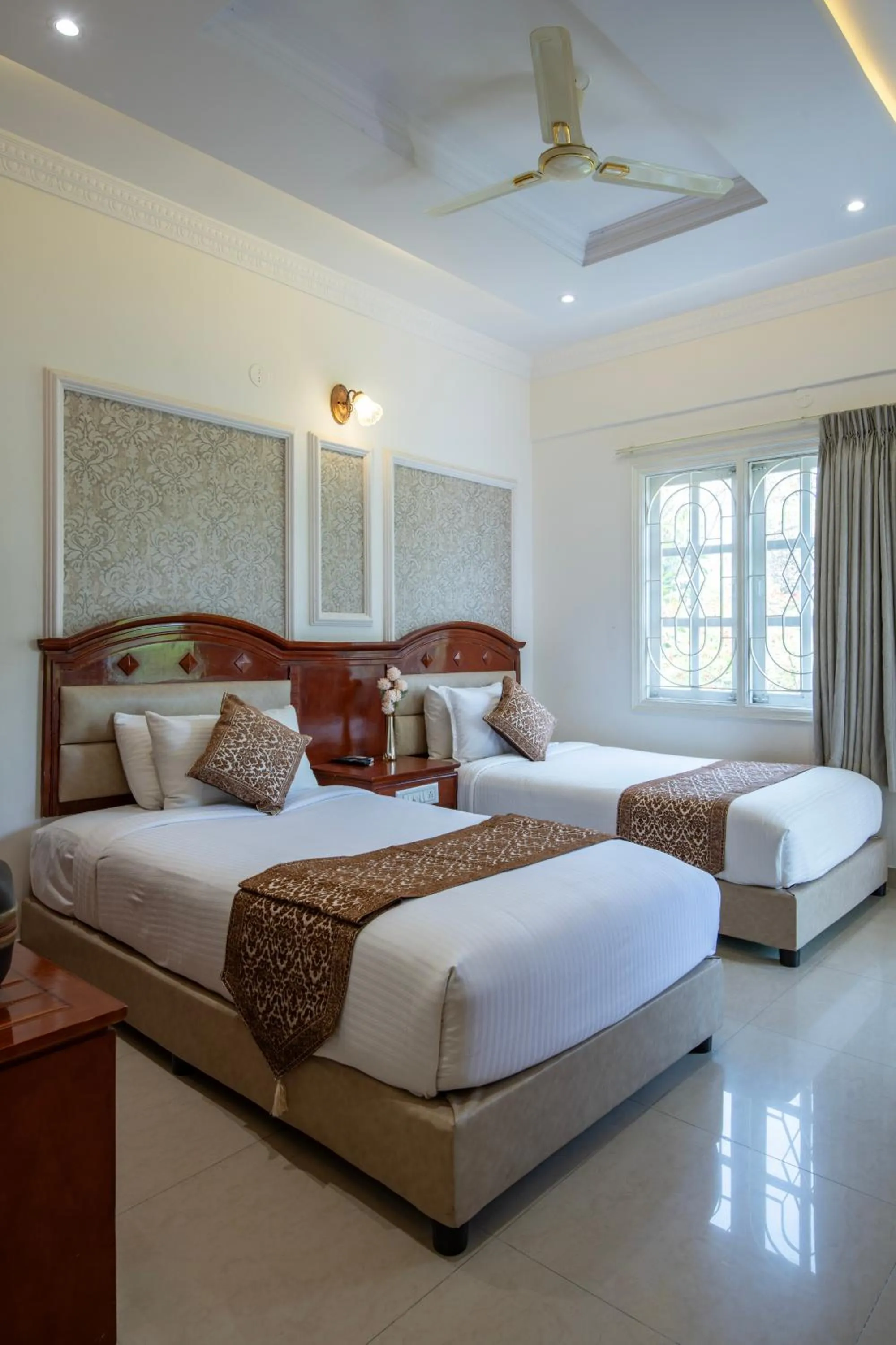 Bed in Hyde Park Orchards