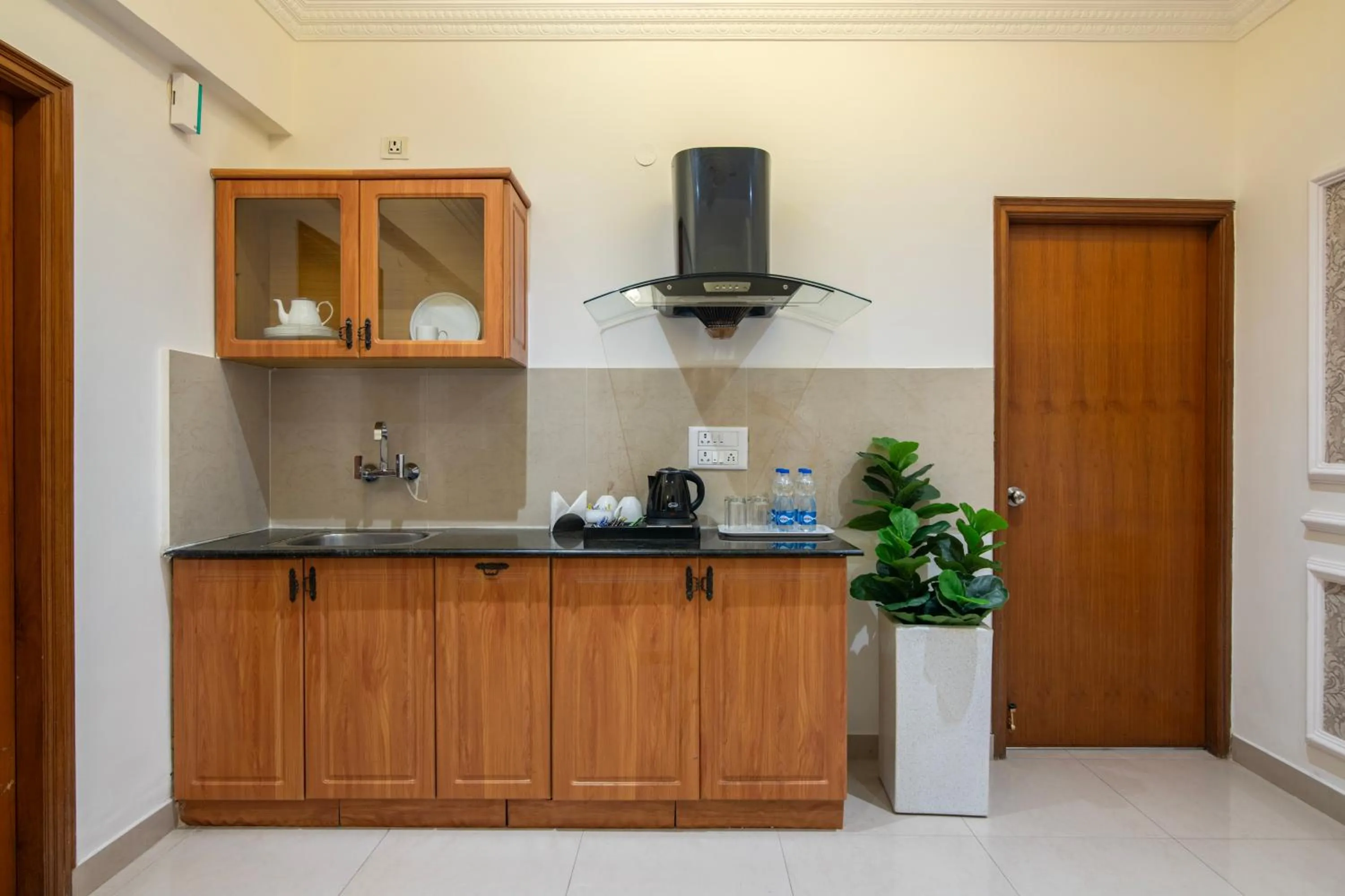 Kitchen or kitchenette in Hyde Park Orchards