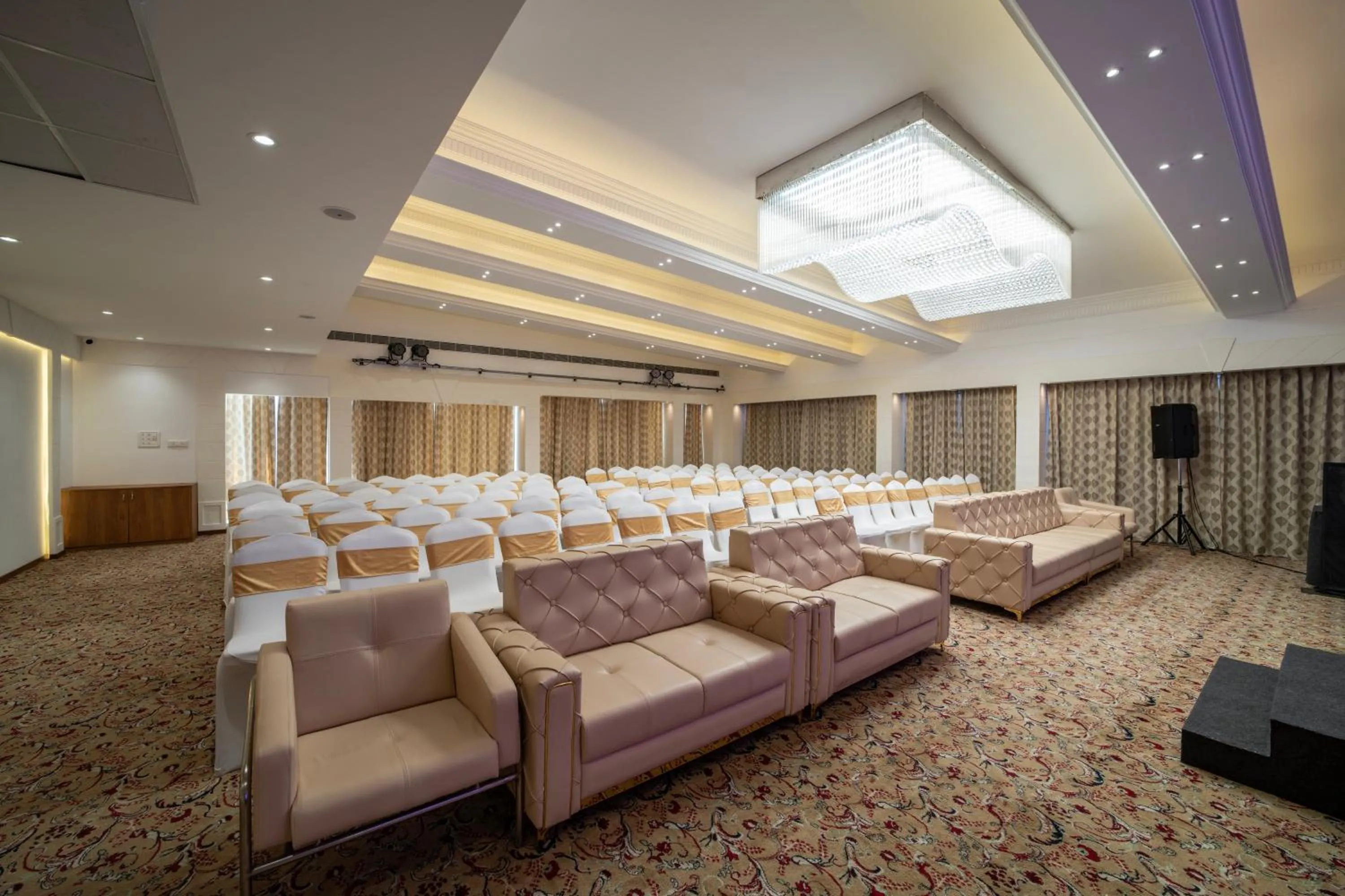 Banquet/Function facilities in Hyde Park Orchards