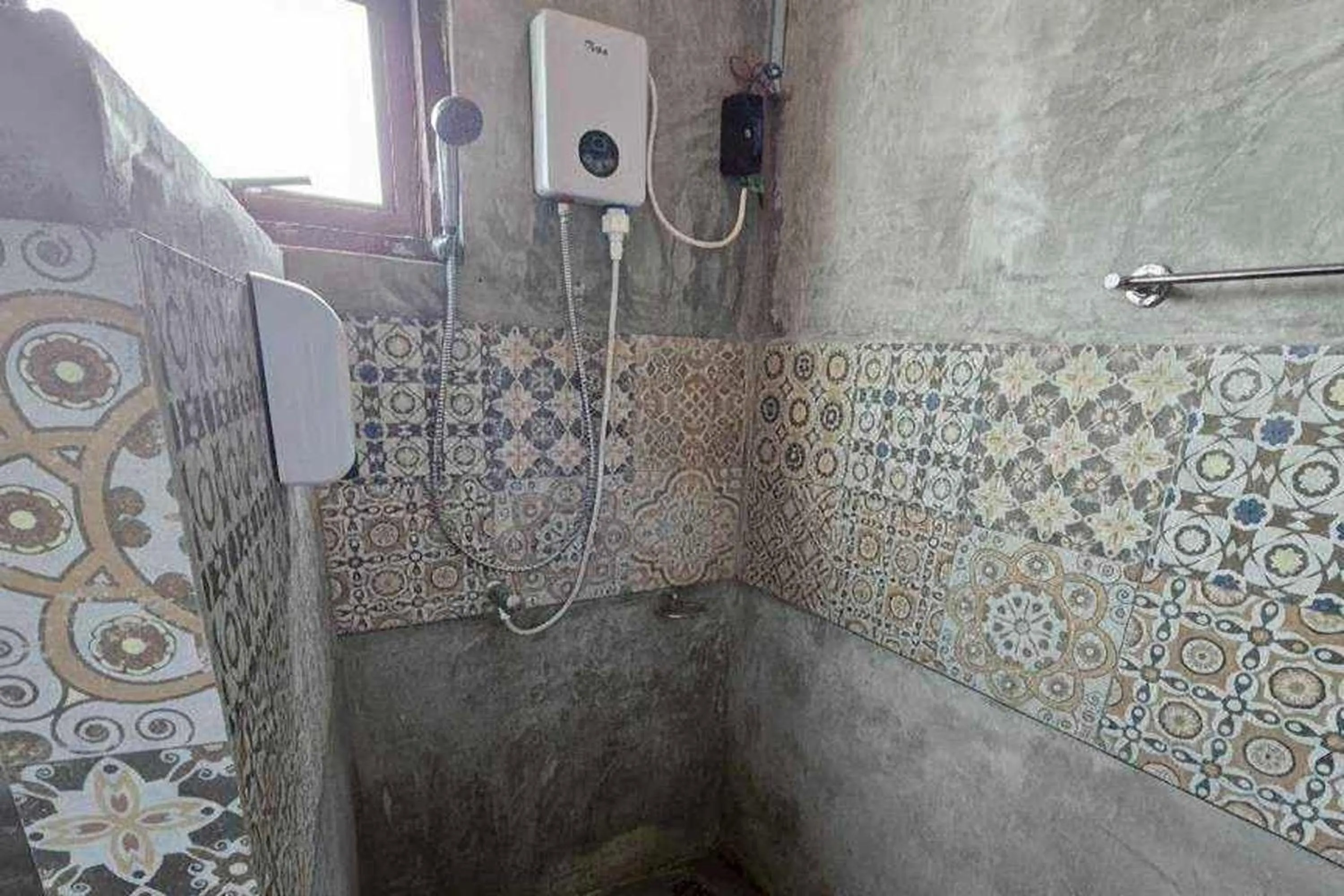 Bathroom in Sukhum Huai Khwang Guest House