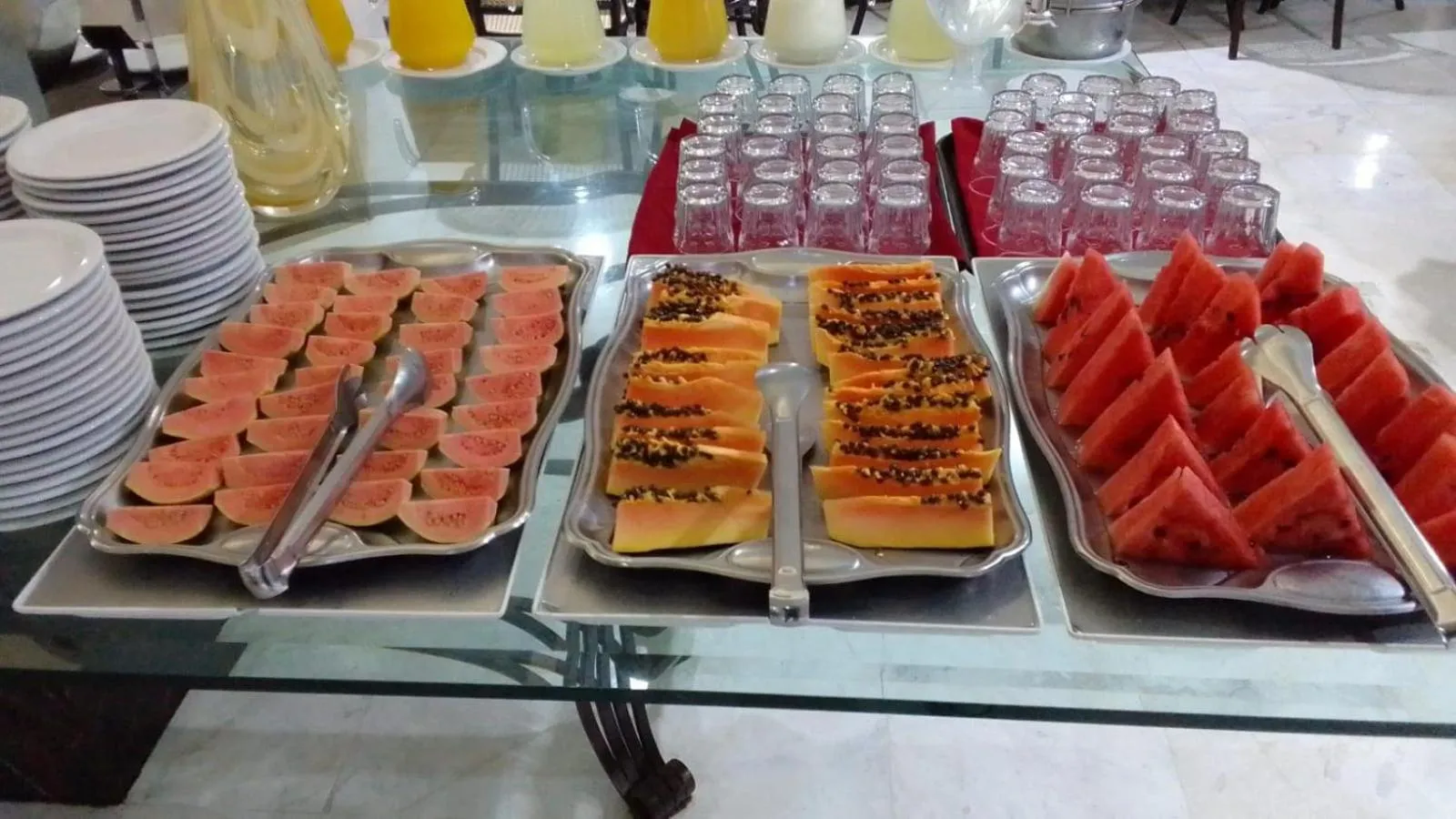 Continental breakfast in Hotel Euro Suite São Paulo by Nacional Inn - A 600 METROS DA RUA 25 DE MARÇO