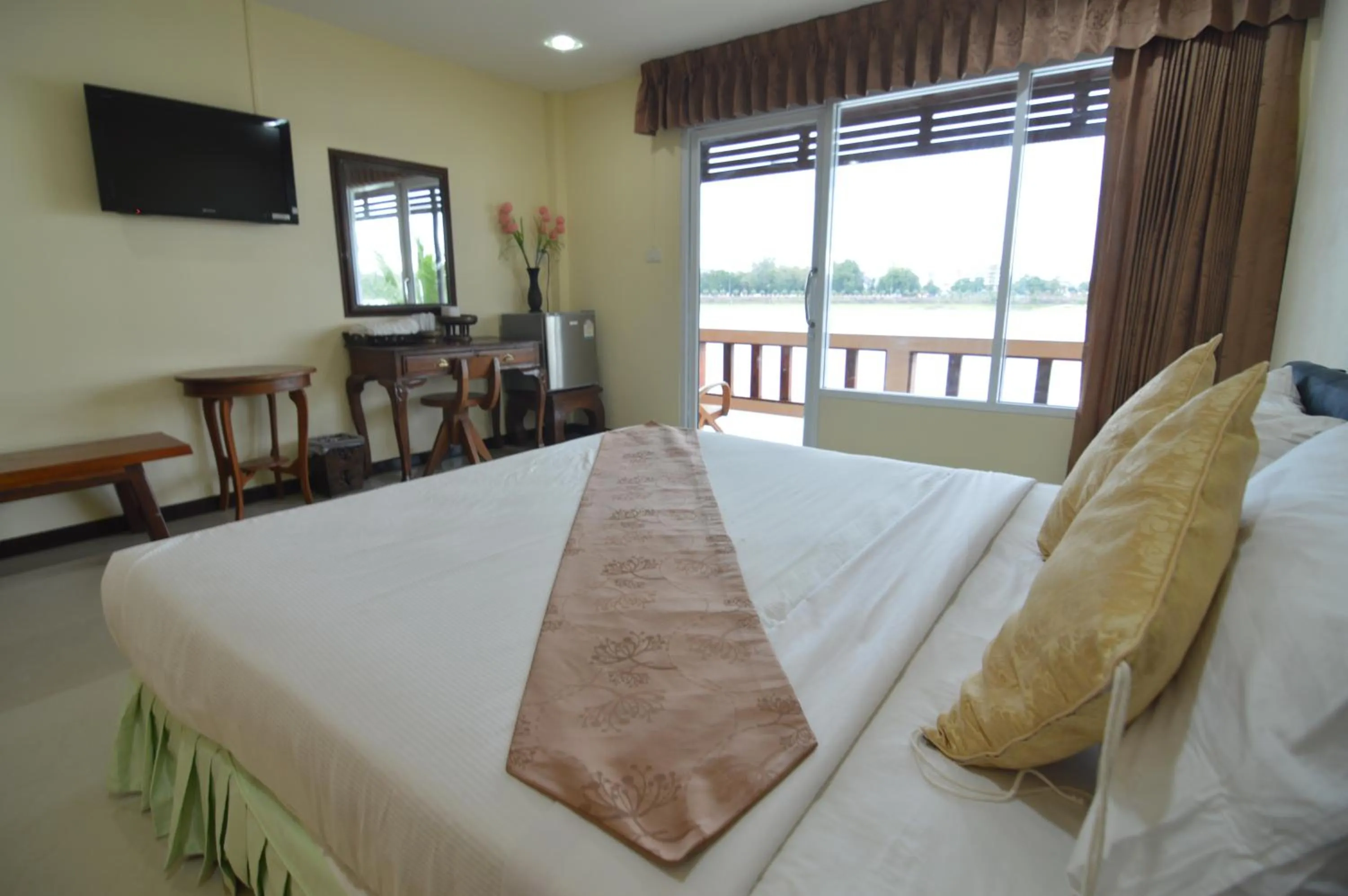 Bedroom, Bed in Techno Riverview Resort