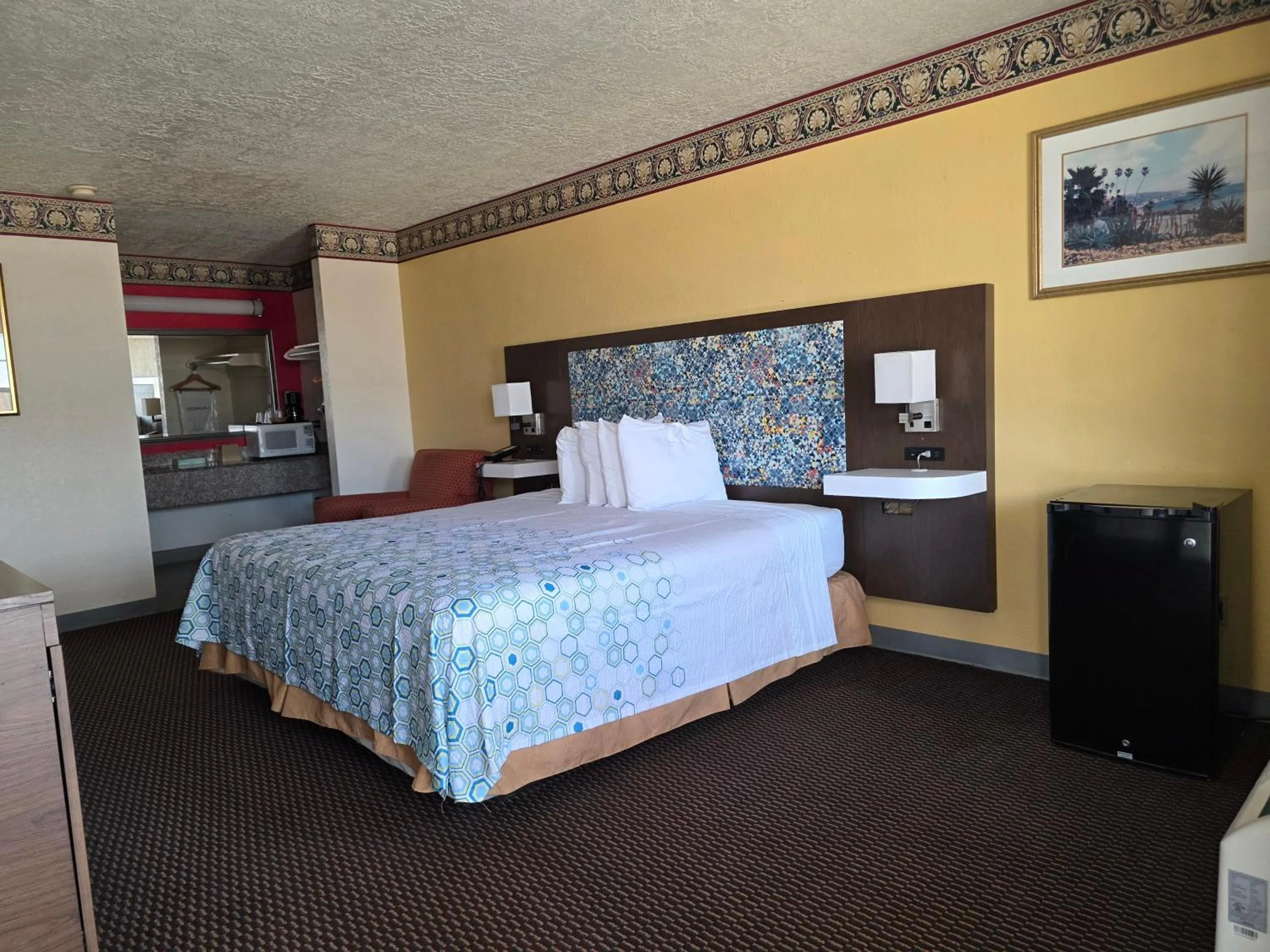 Winnie Inn Suites & RV Park