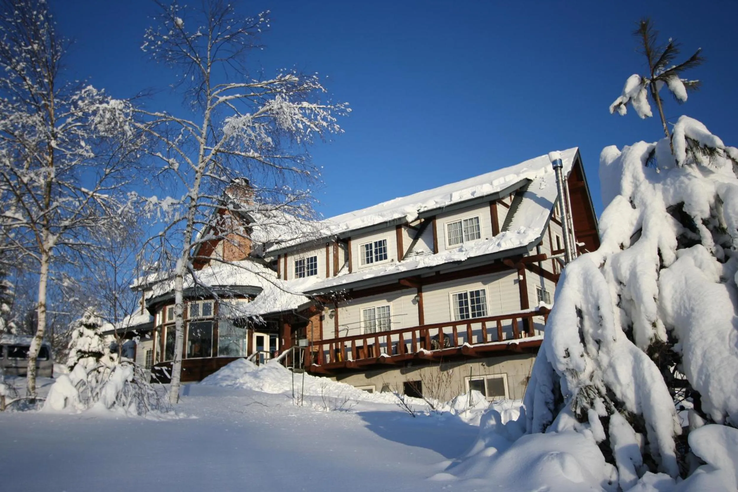 Property building in Lodge Clubman