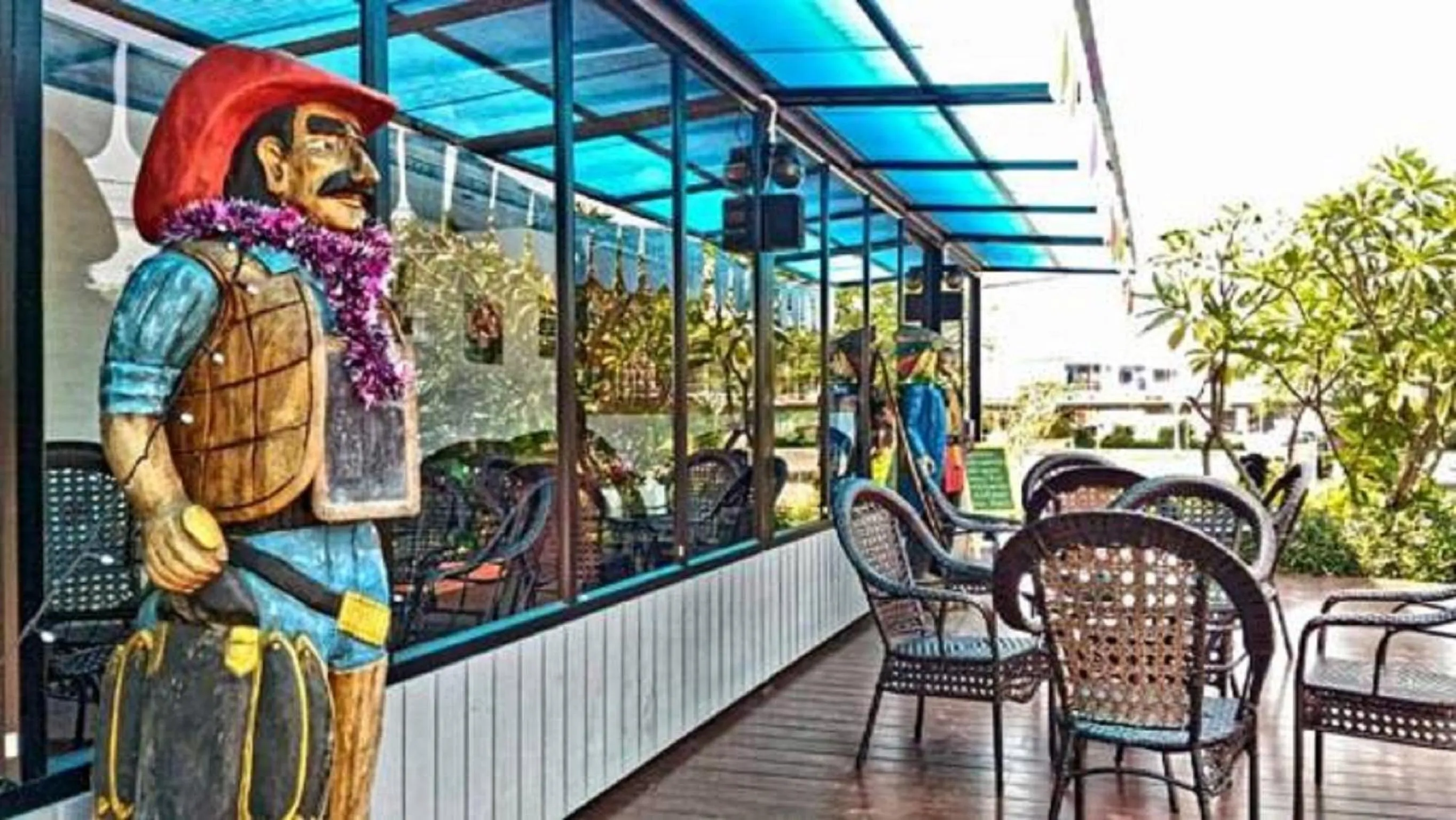 Seating area in Rinradee Place