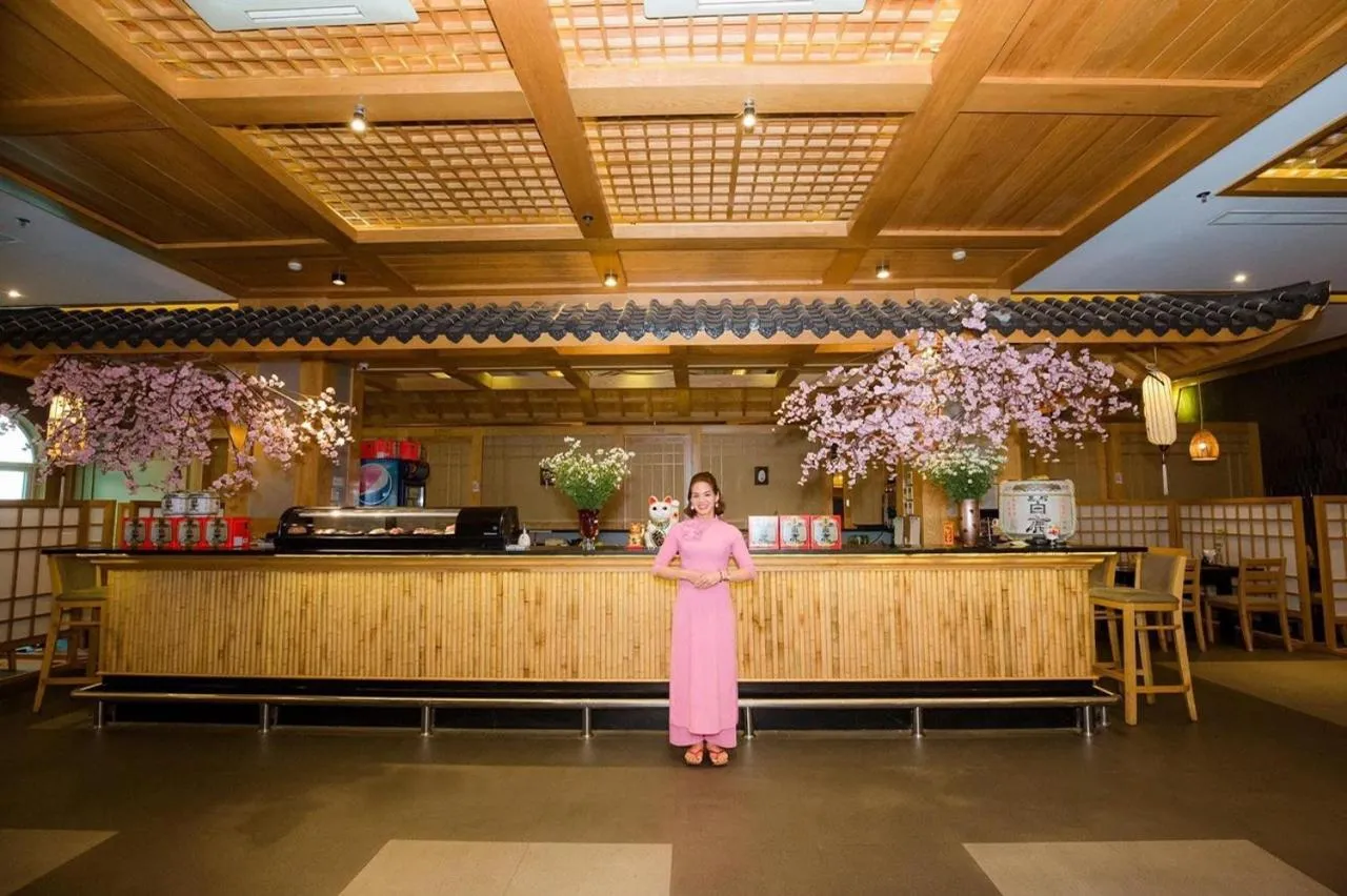 Restaurant/places to eat in Hai Phong Tower - Apartment & Hotel