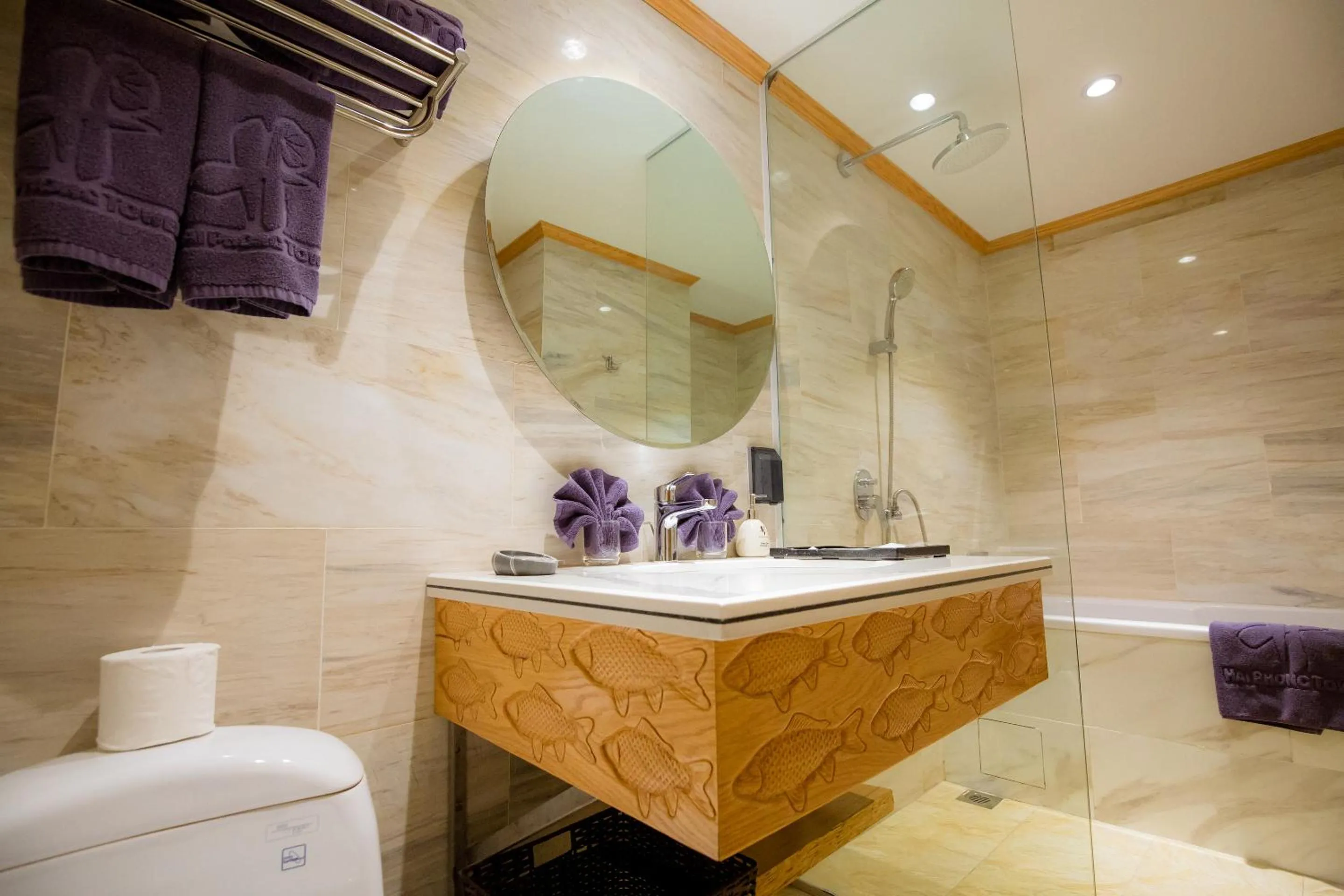 Shower in Hai Phong Tower - Apartment & Hotel