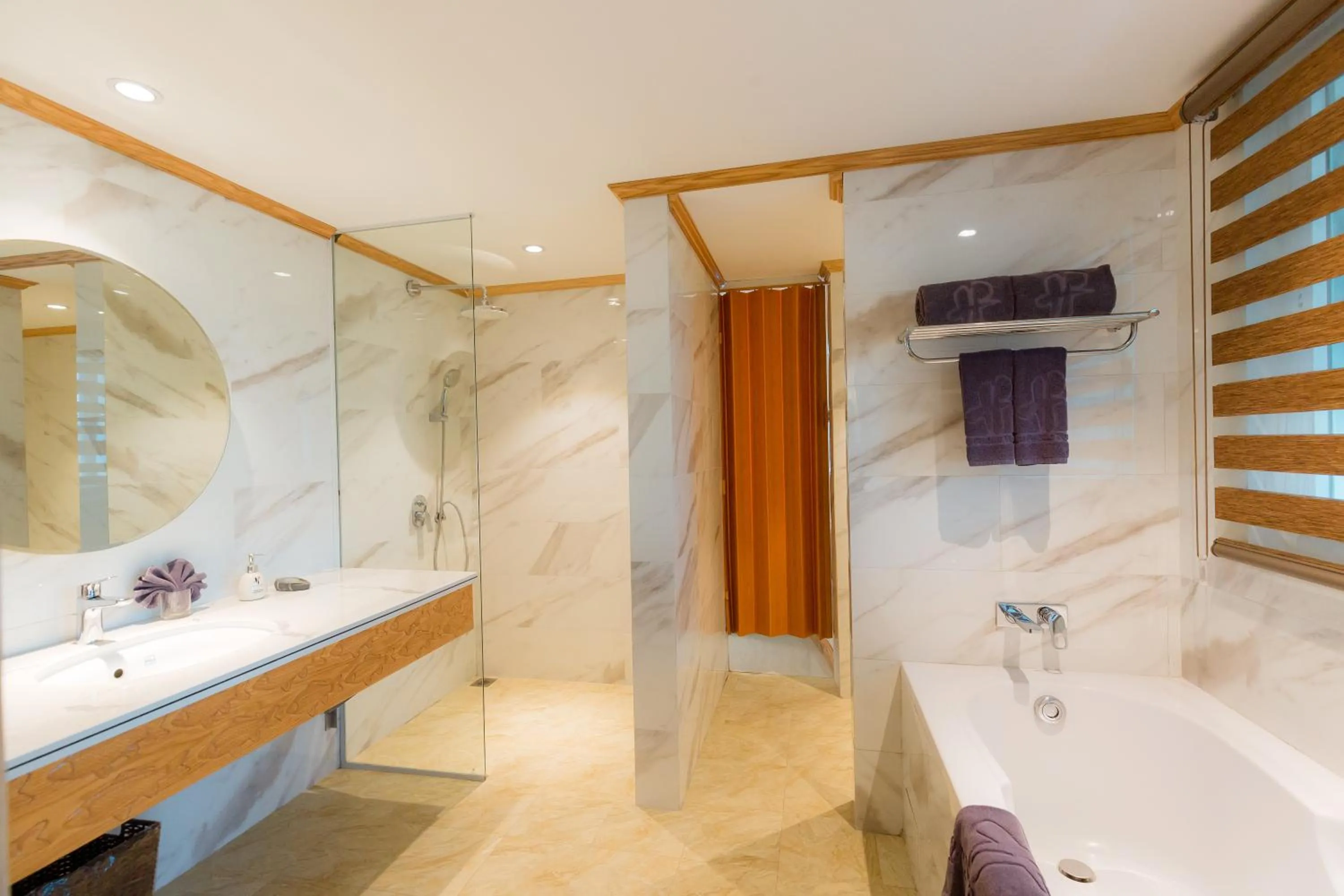 Bathroom in Hai Phong Tower - Apartment & Hotel