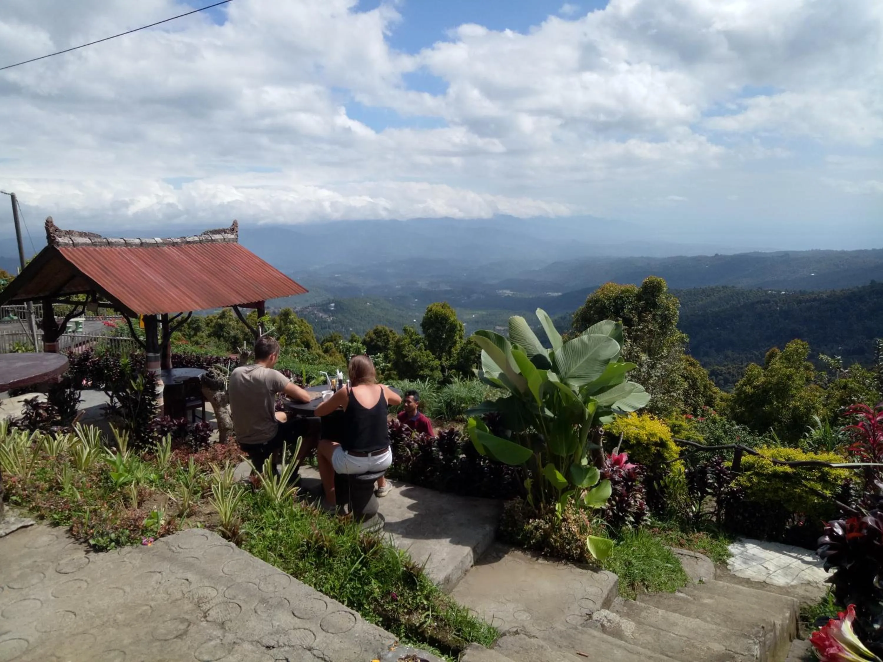 Restaurant/places to eat in Puri Sunset Homestay