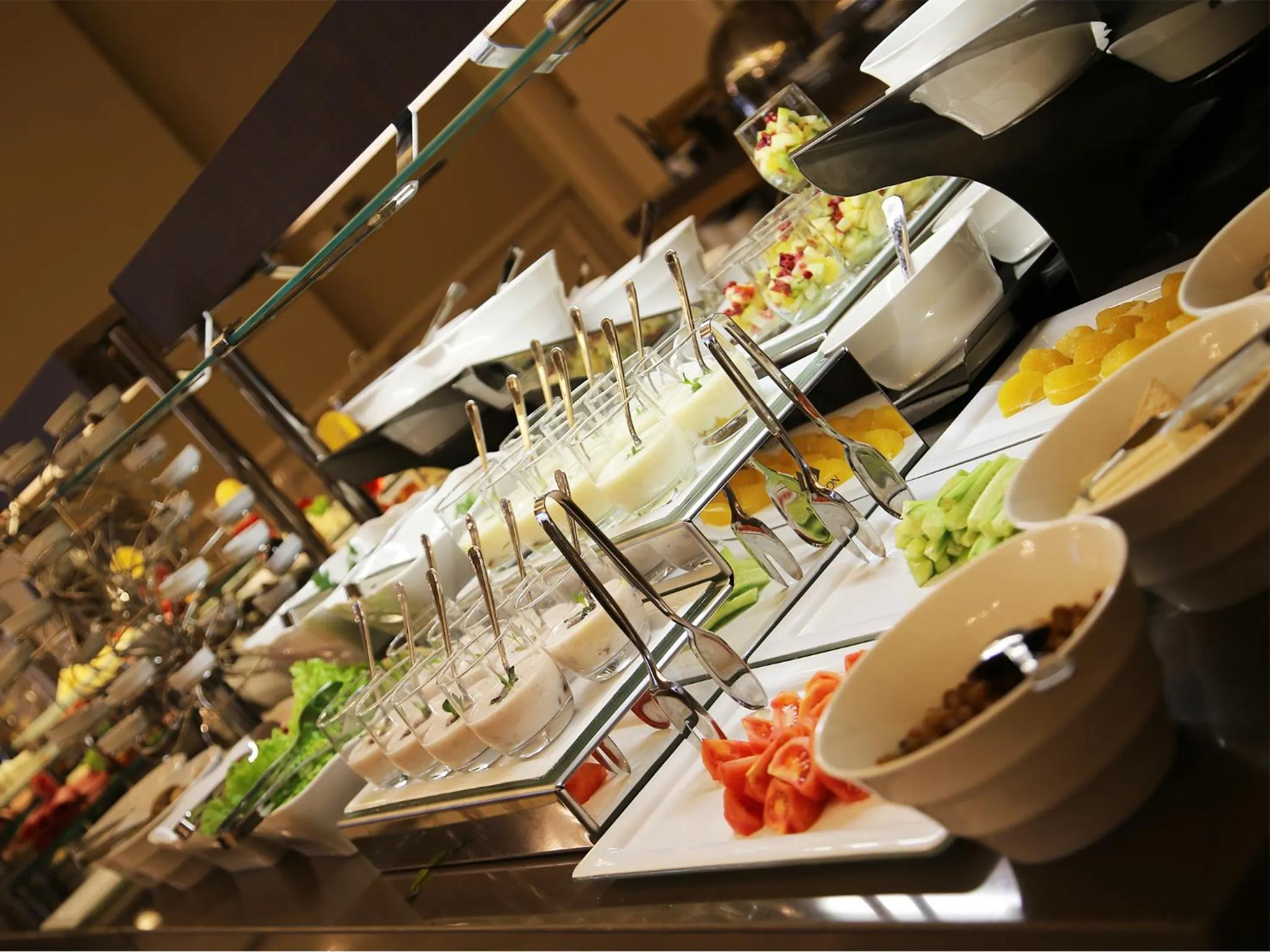 Food and drinks in Morrian Hotel