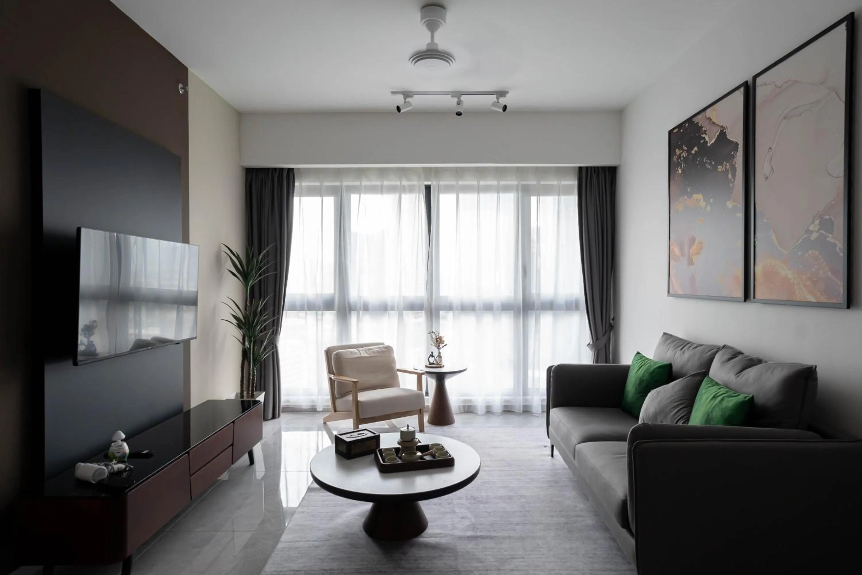 TV and multimedia in Agile BB-TRX by ASTRA